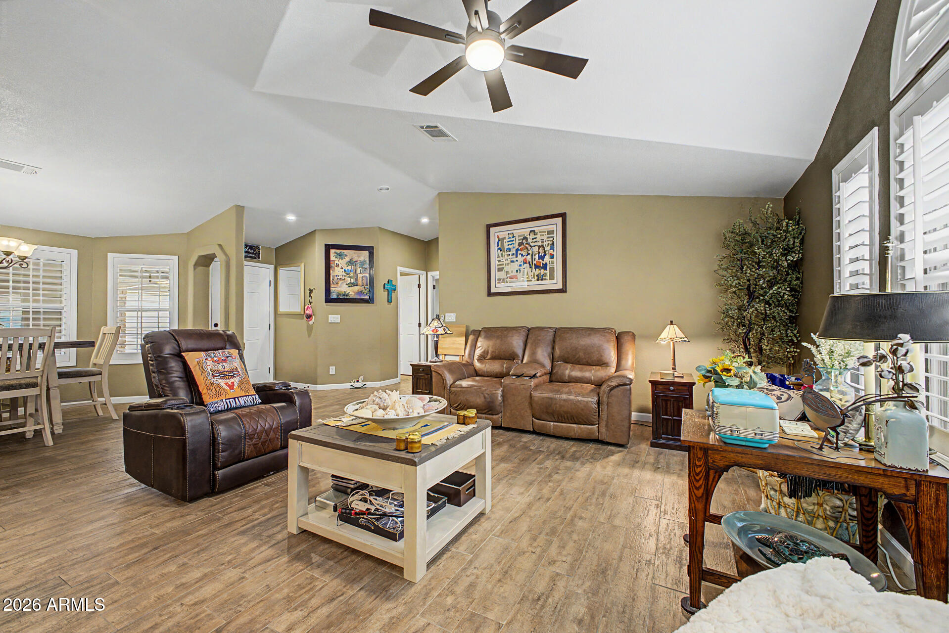 2550 S Ellsworth Road 611