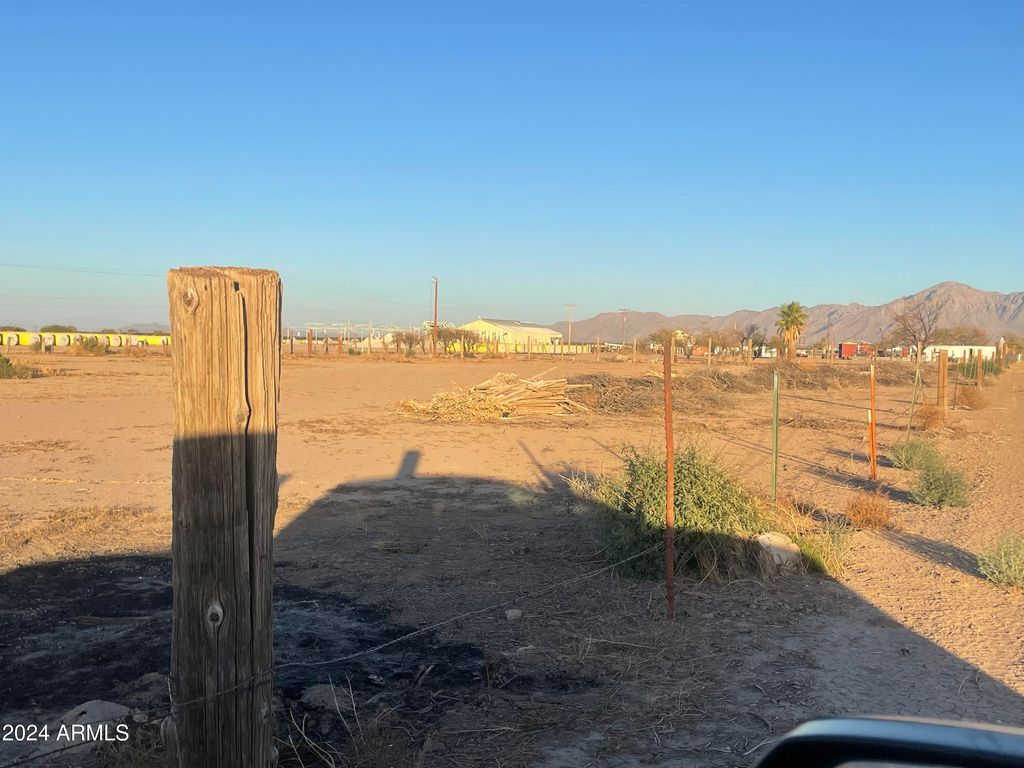 Photo of 829 E Salazar Road #&#39;&#39;&#39;-&#39;&#39;&#39;, Eloy, AZ 85131 (MLS # 6948466)