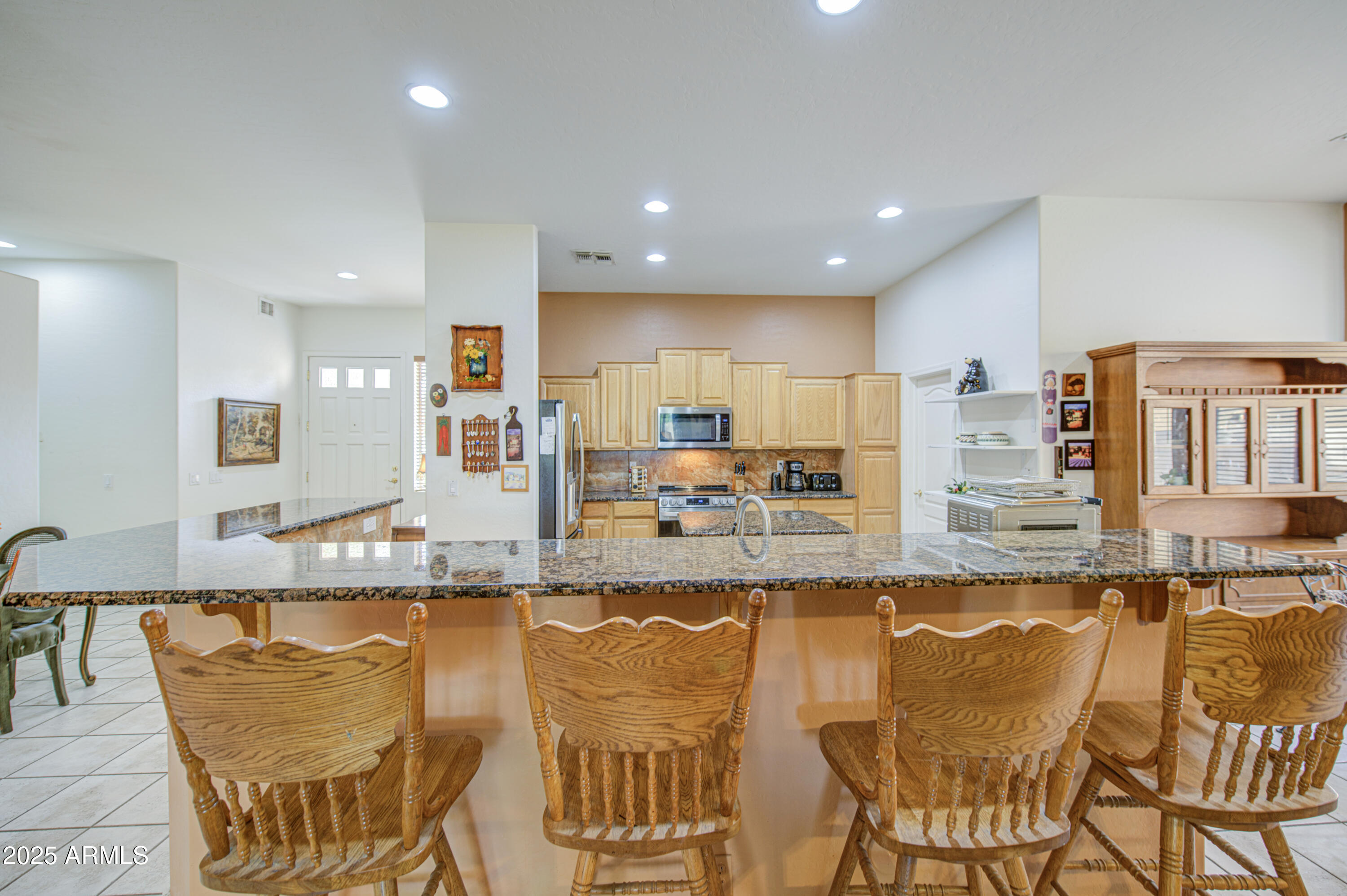 2480 E STEPHENS Place