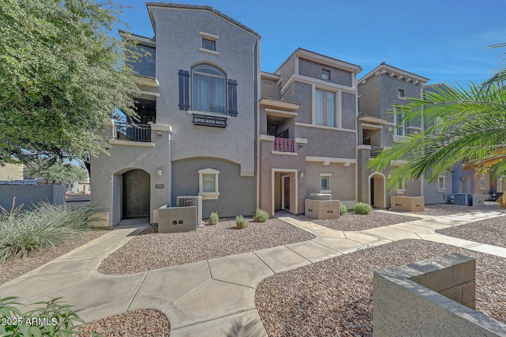 Photo of 2402 E 5th Street #1520, Tempe, AZ 85288 (MLS # 6875267)