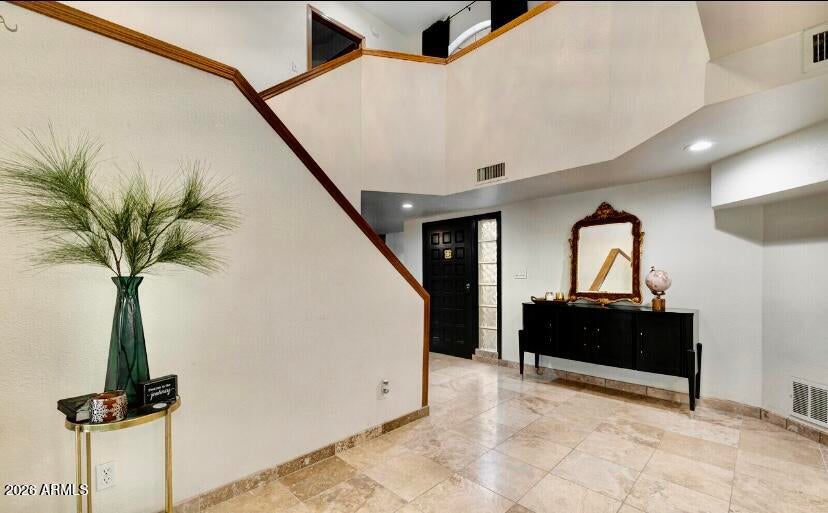 908 W FLYNN Lane