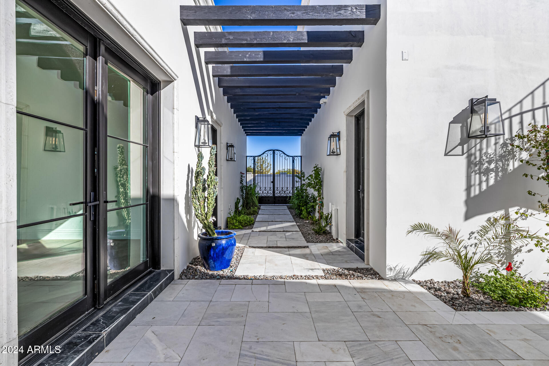 AVALON ESTATES REPLAT - Residential