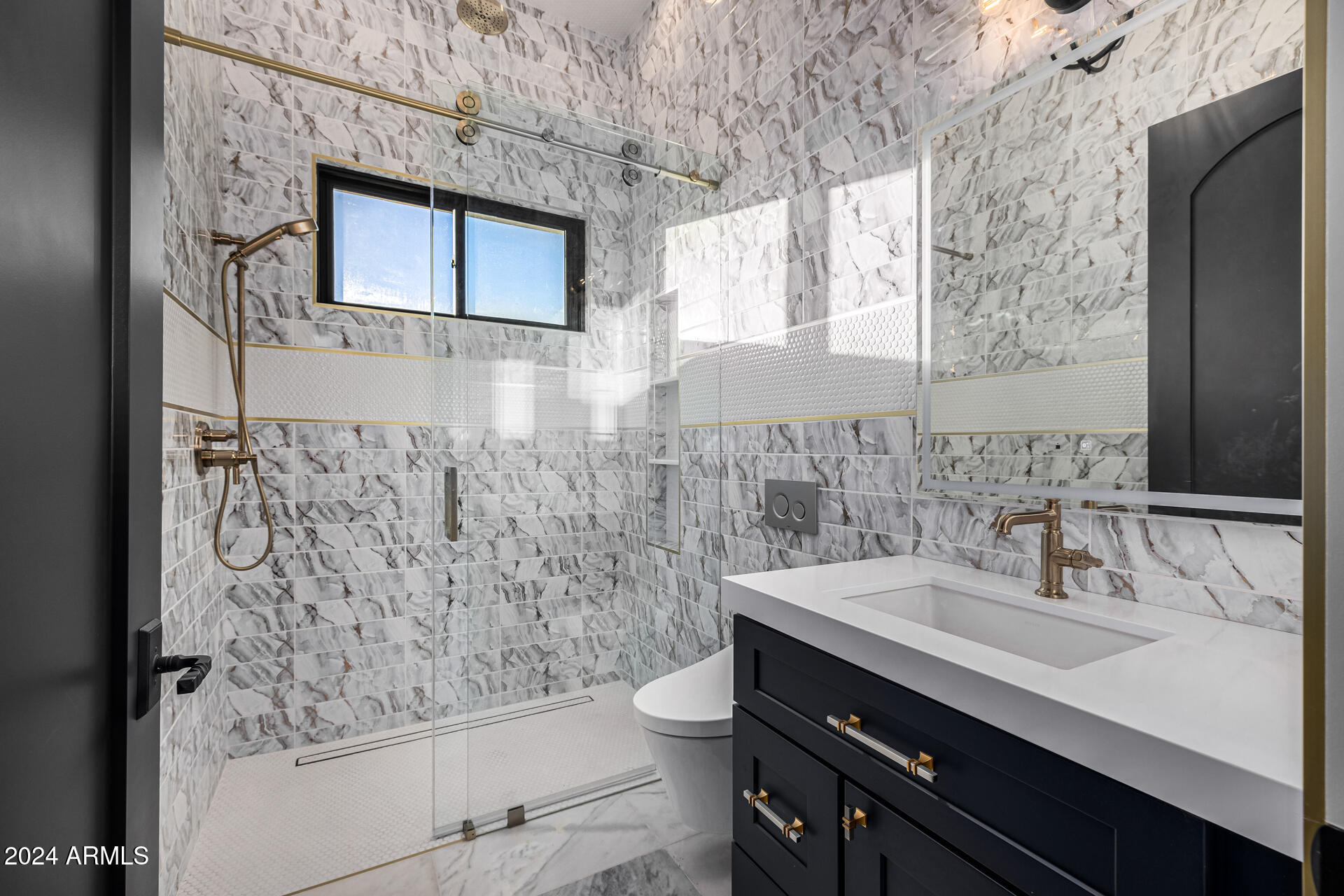 AVALON ESTATES REPLAT - Residential
