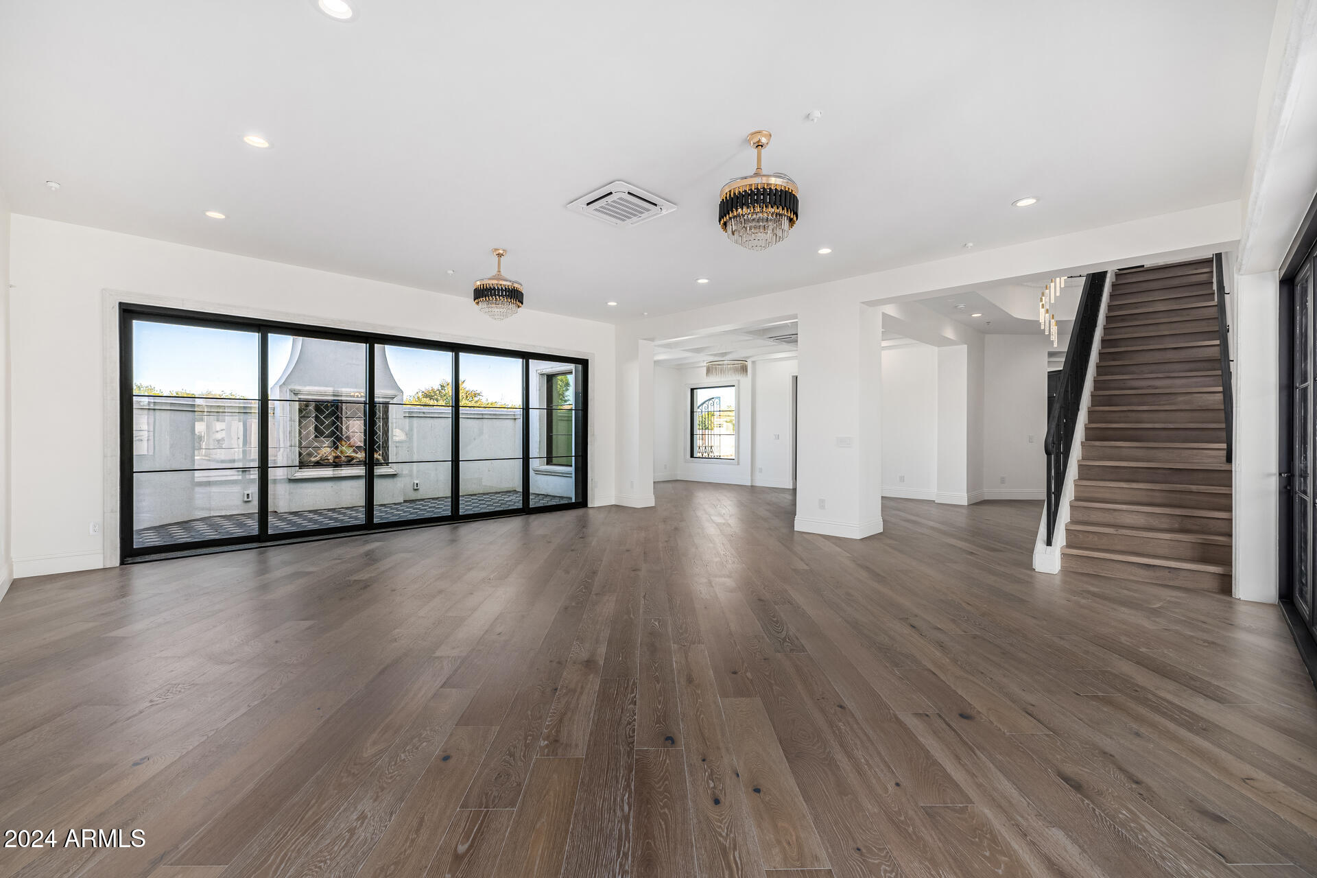 AVALON ESTATES REPLAT - Residential
