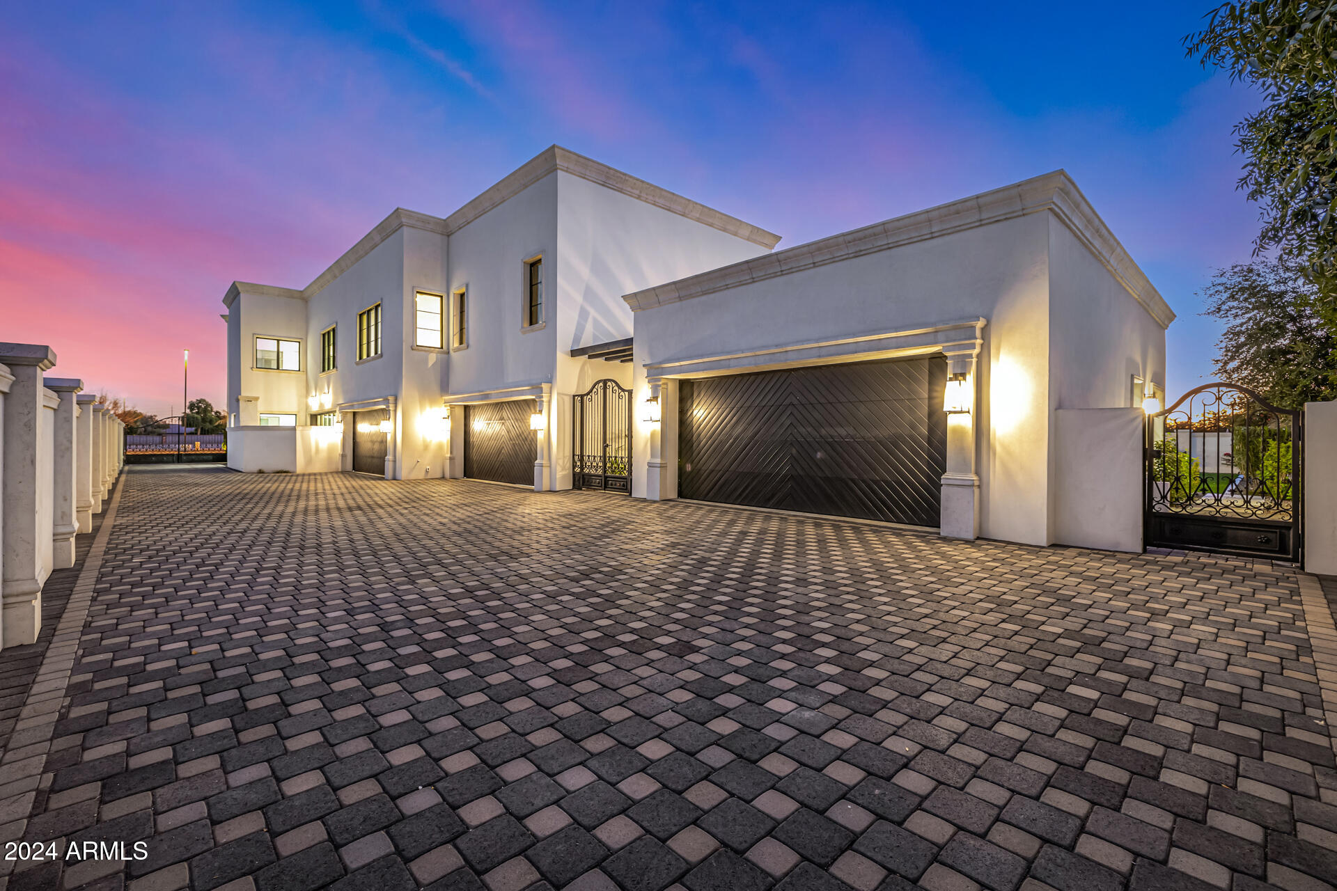 AVALON ESTATES REPLAT - Residential