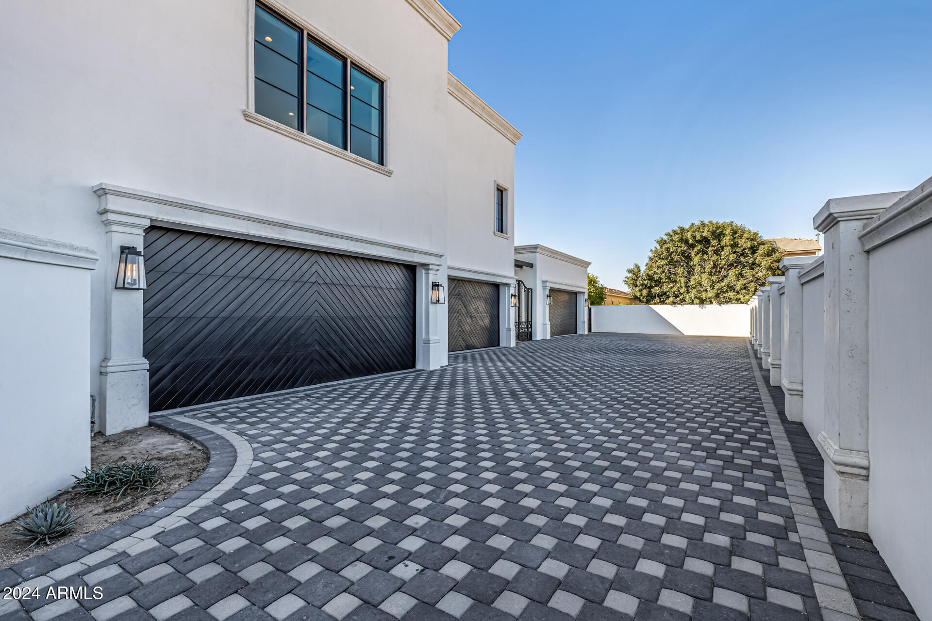 AVALON ESTATES REPLAT - Residential