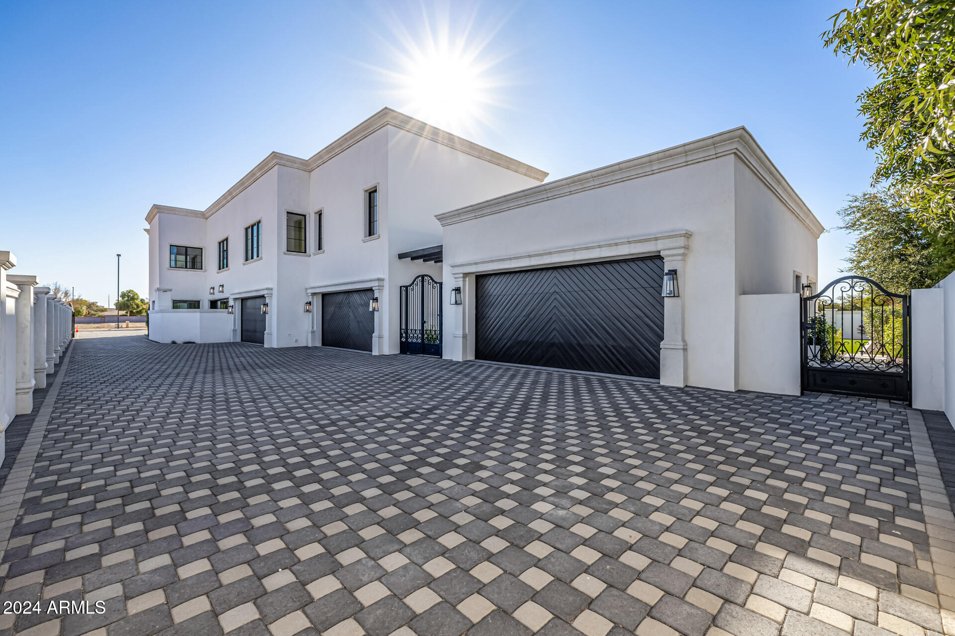 AVALON ESTATES REPLAT - Residential