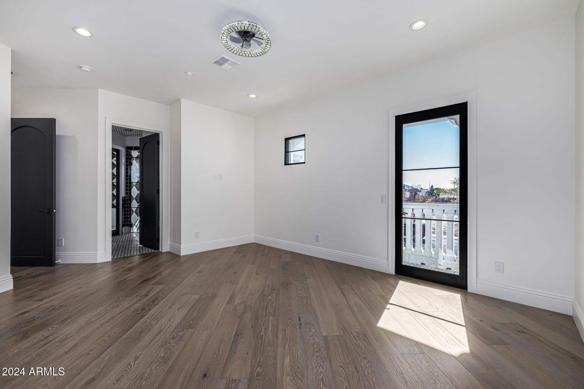 AVALON ESTATES REPLAT - Residential