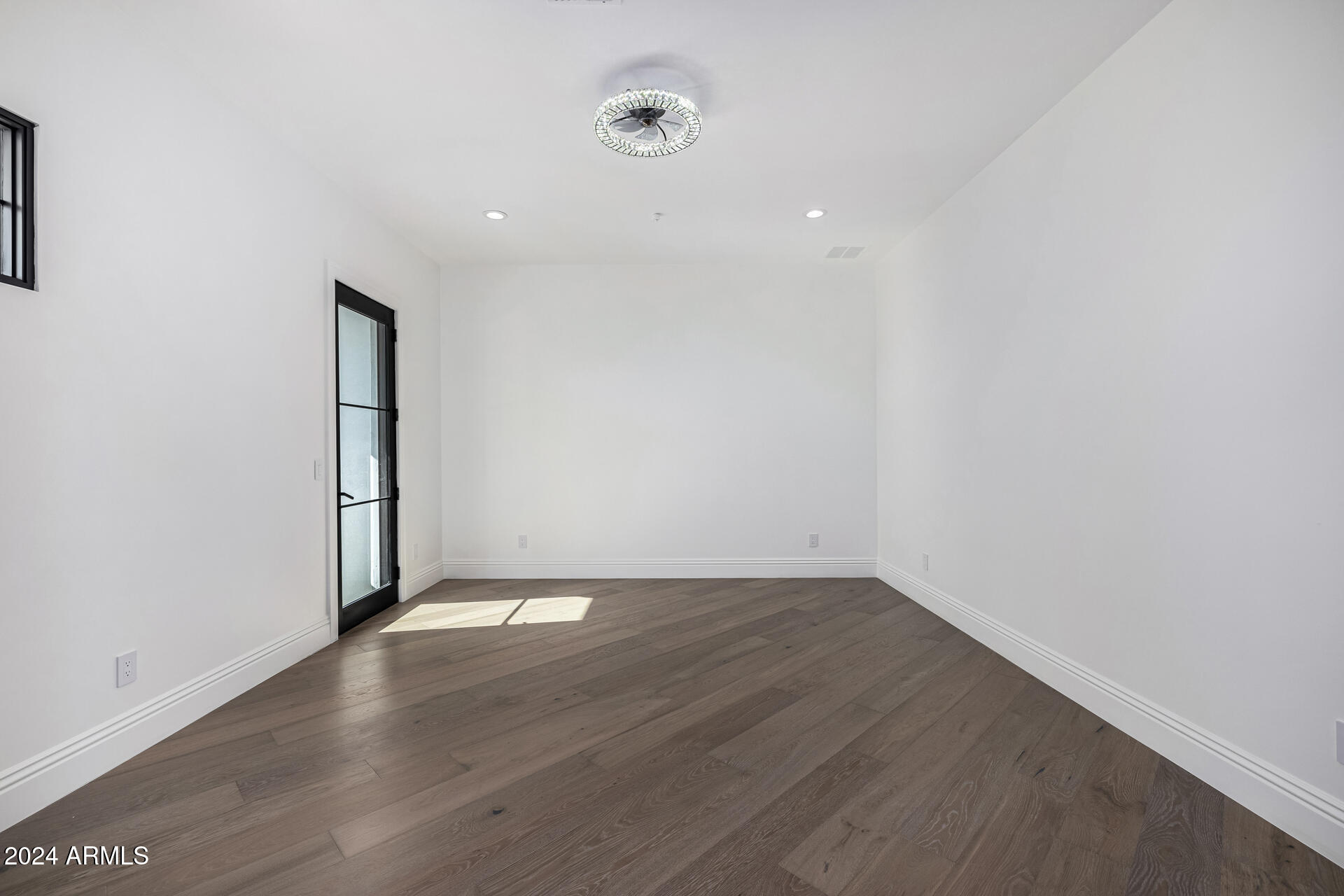 AVALON ESTATES REPLAT - Residential