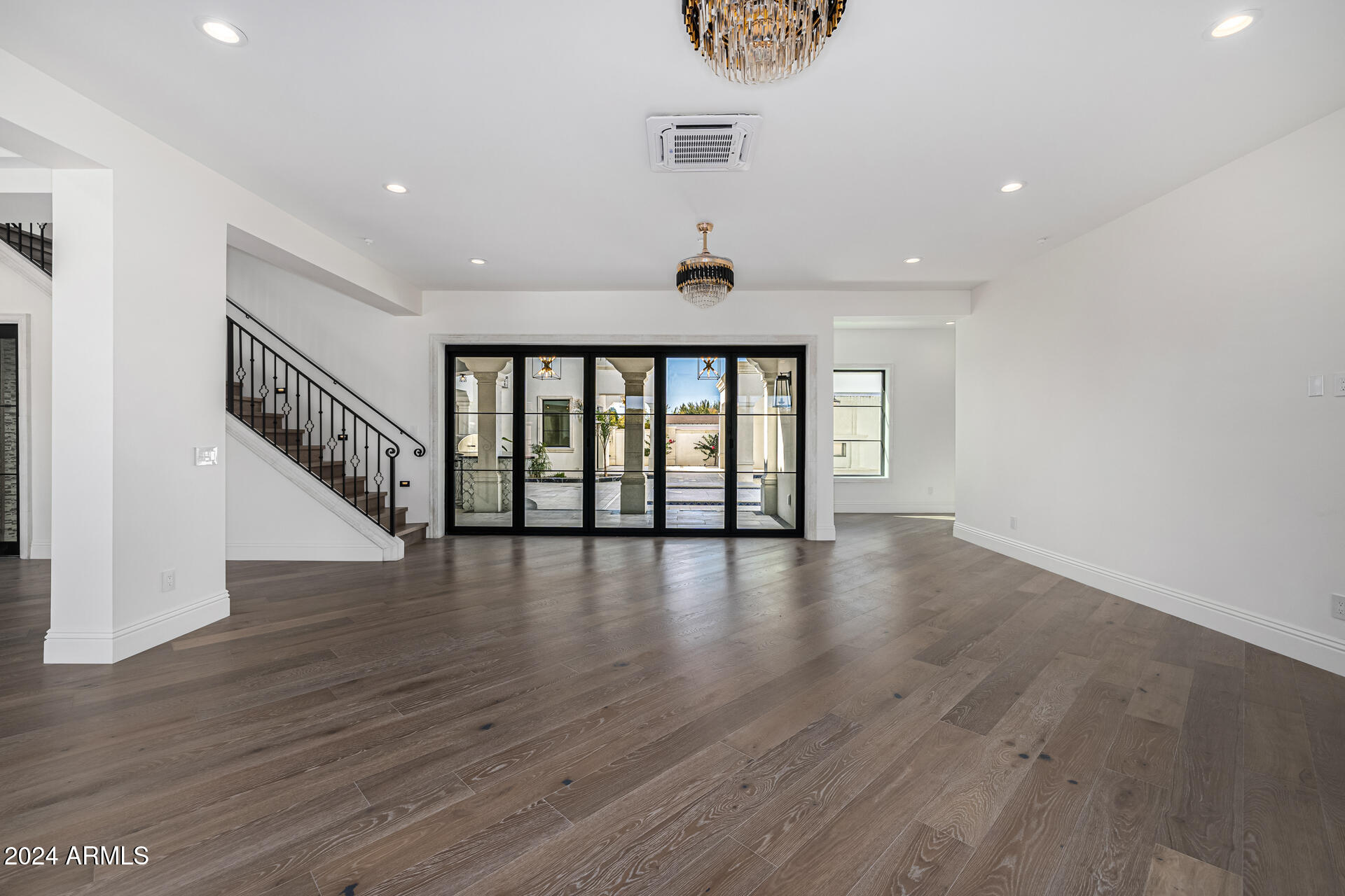 AVALON ESTATES REPLAT - Residential