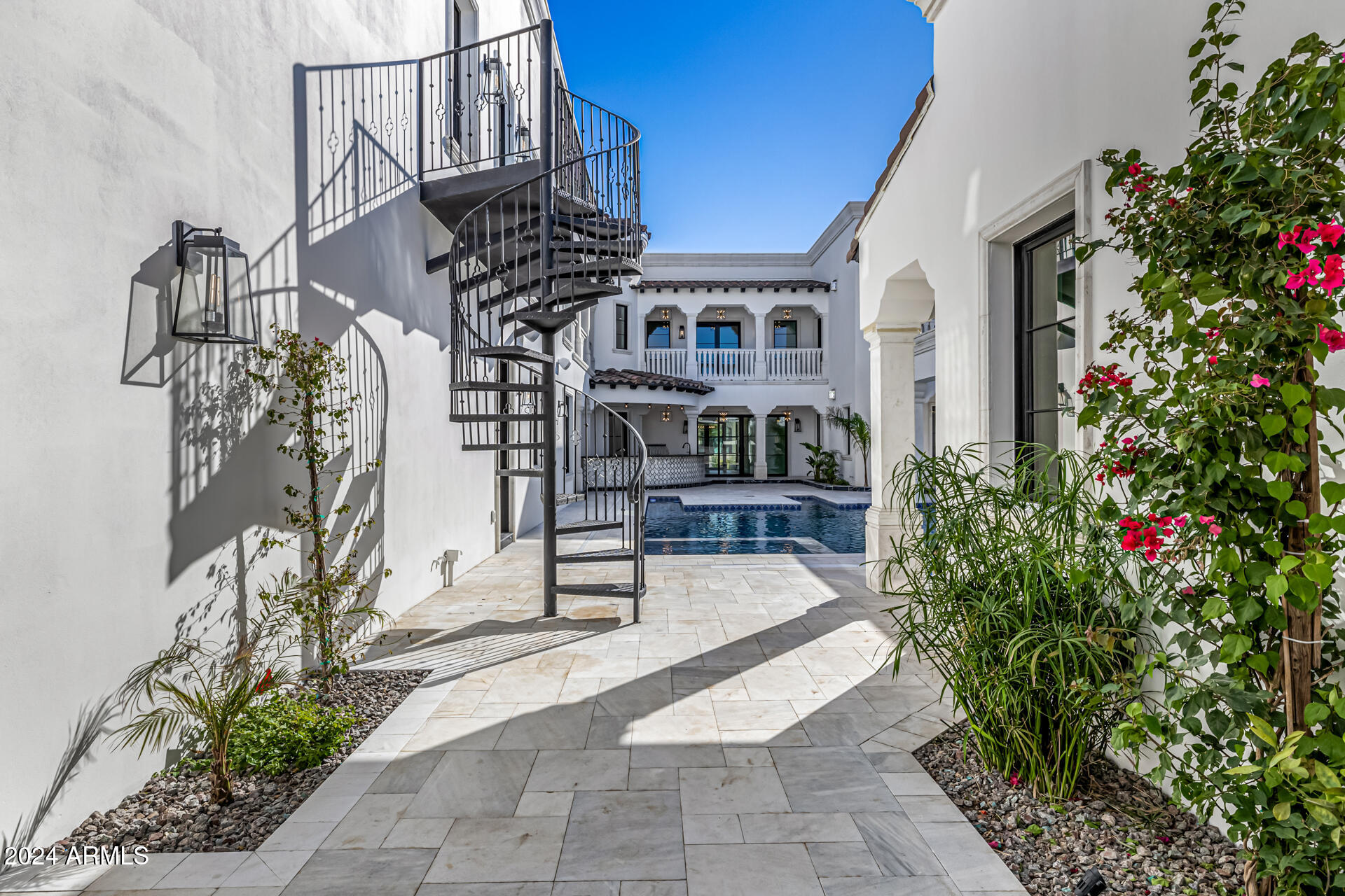 AVALON ESTATES REPLAT - Residential