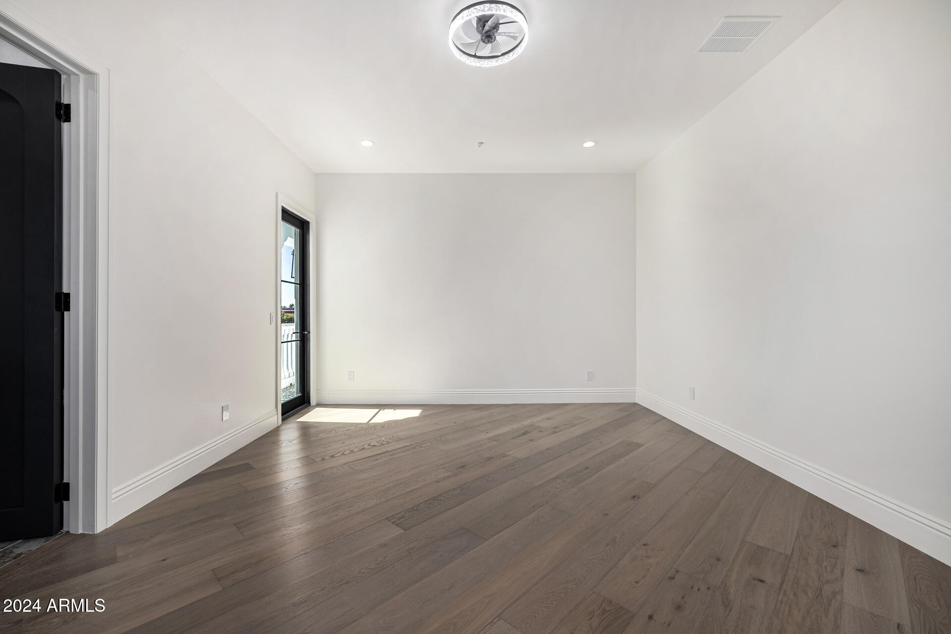 AVALON ESTATES REPLAT - Residential
