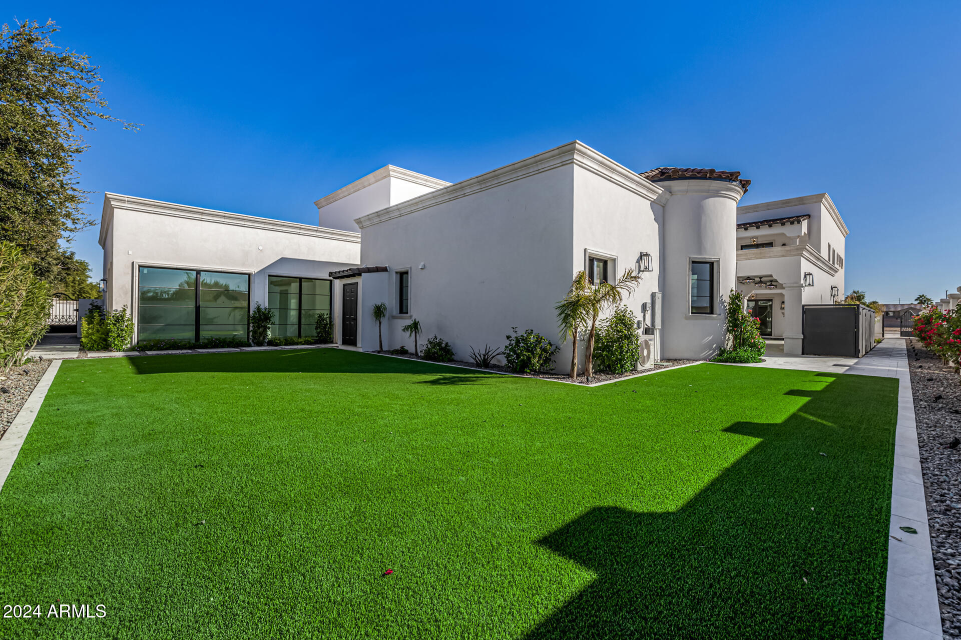 AVALON ESTATES REPLAT - Residential