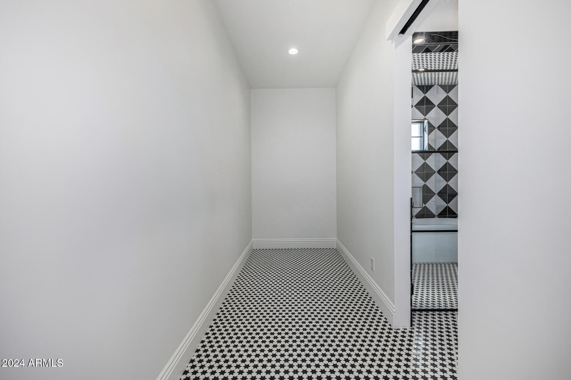 AVALON ESTATES REPLAT - Residential