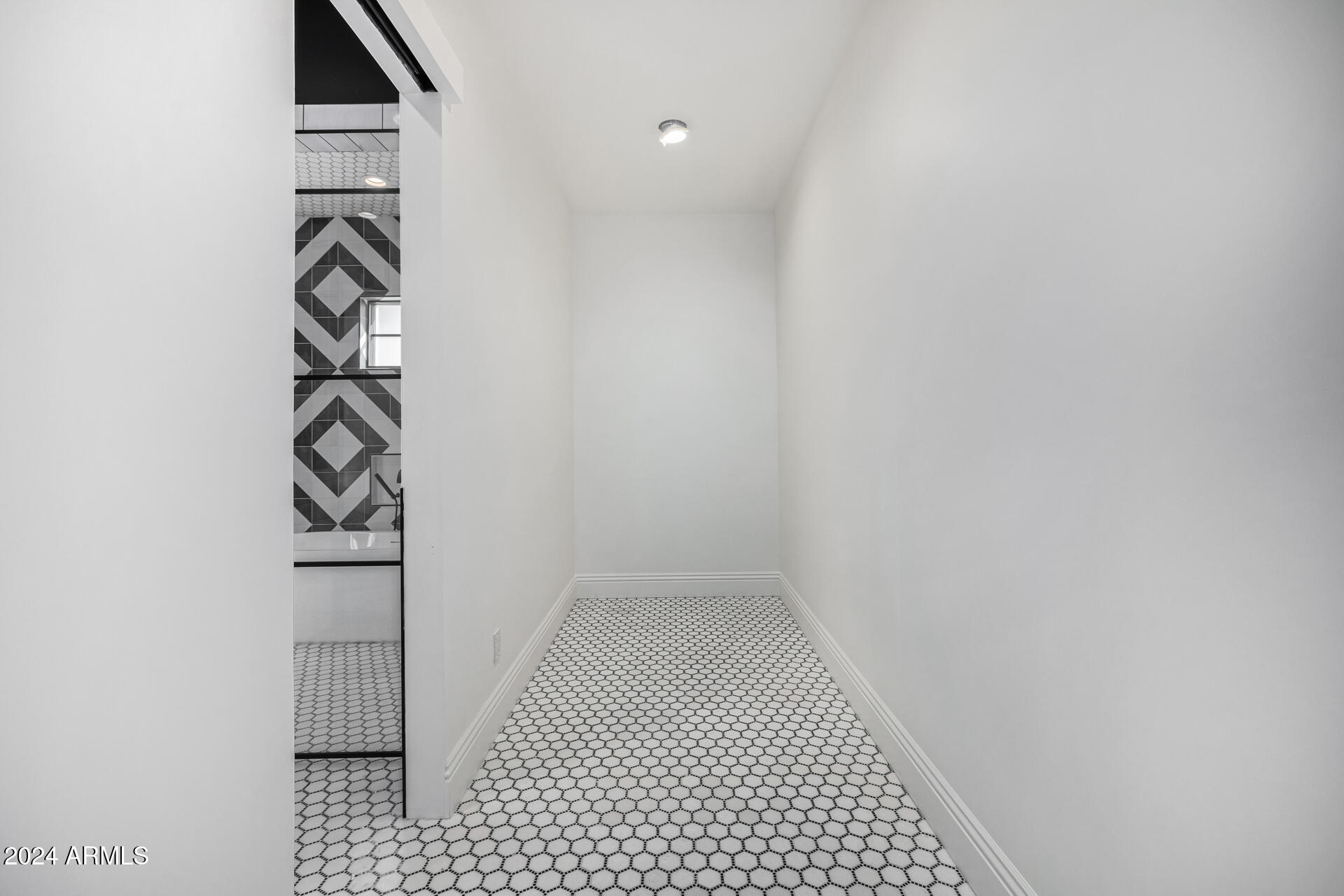 AVALON ESTATES REPLAT - Residential