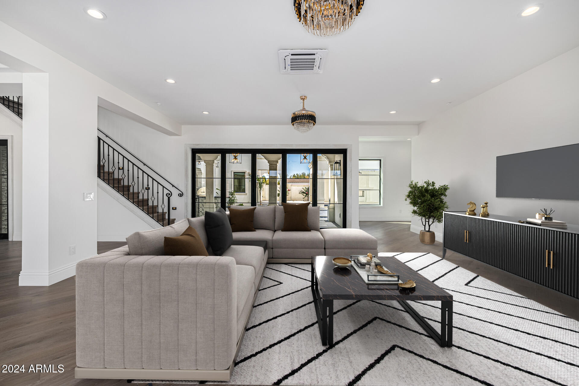 AVALON ESTATES REPLAT - Residential