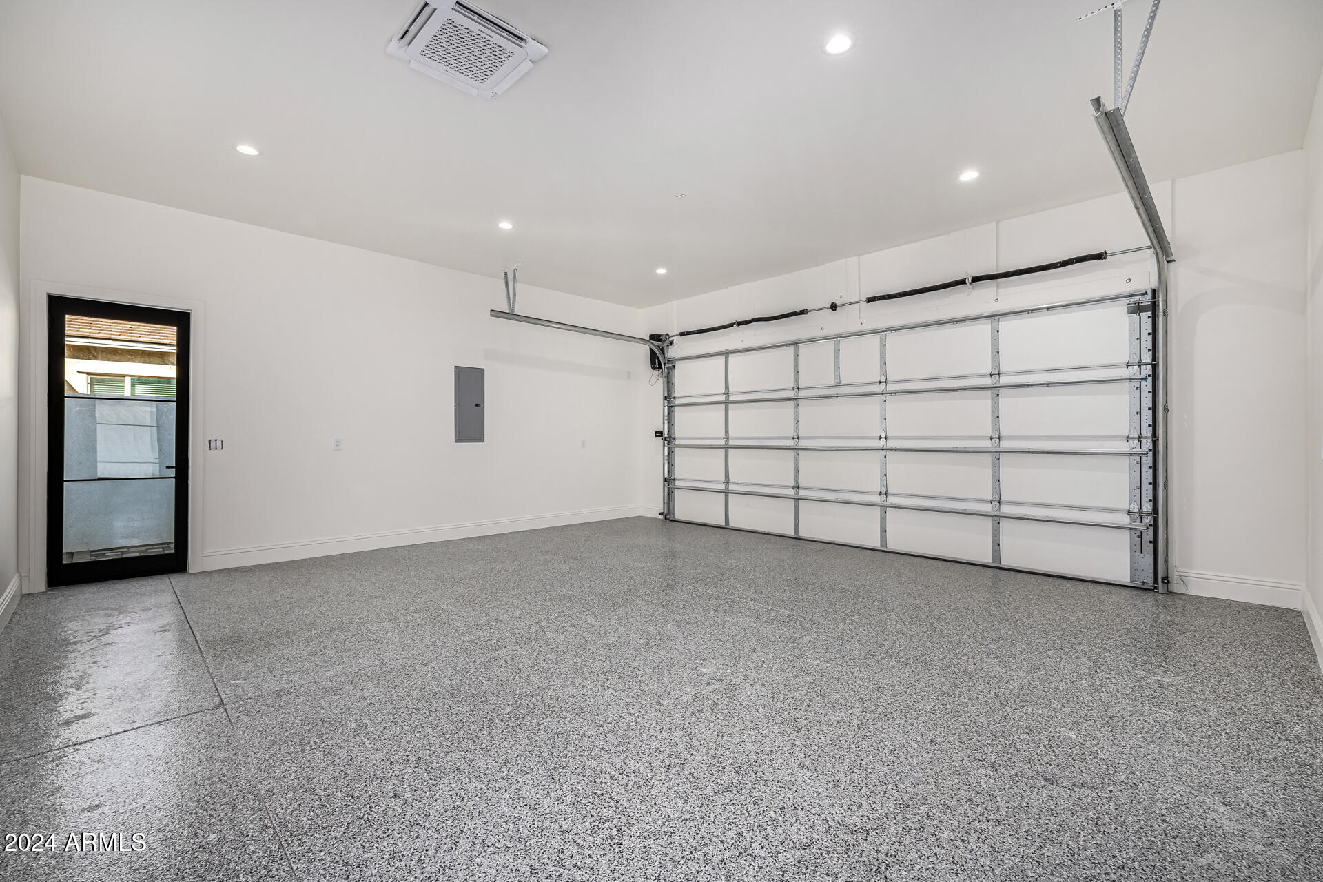 AVALON ESTATES REPLAT - Residential