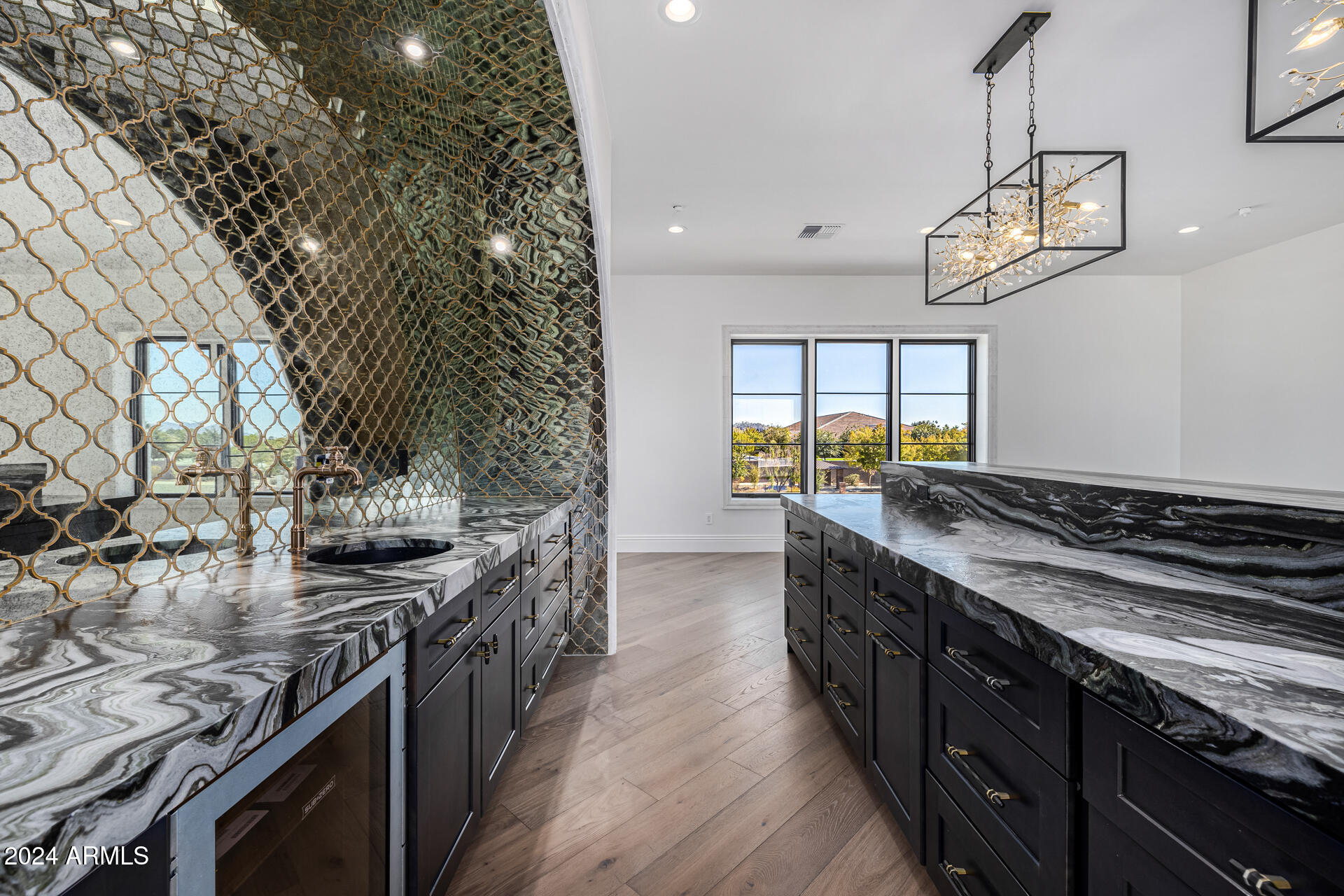 AVALON ESTATES REPLAT - Residential