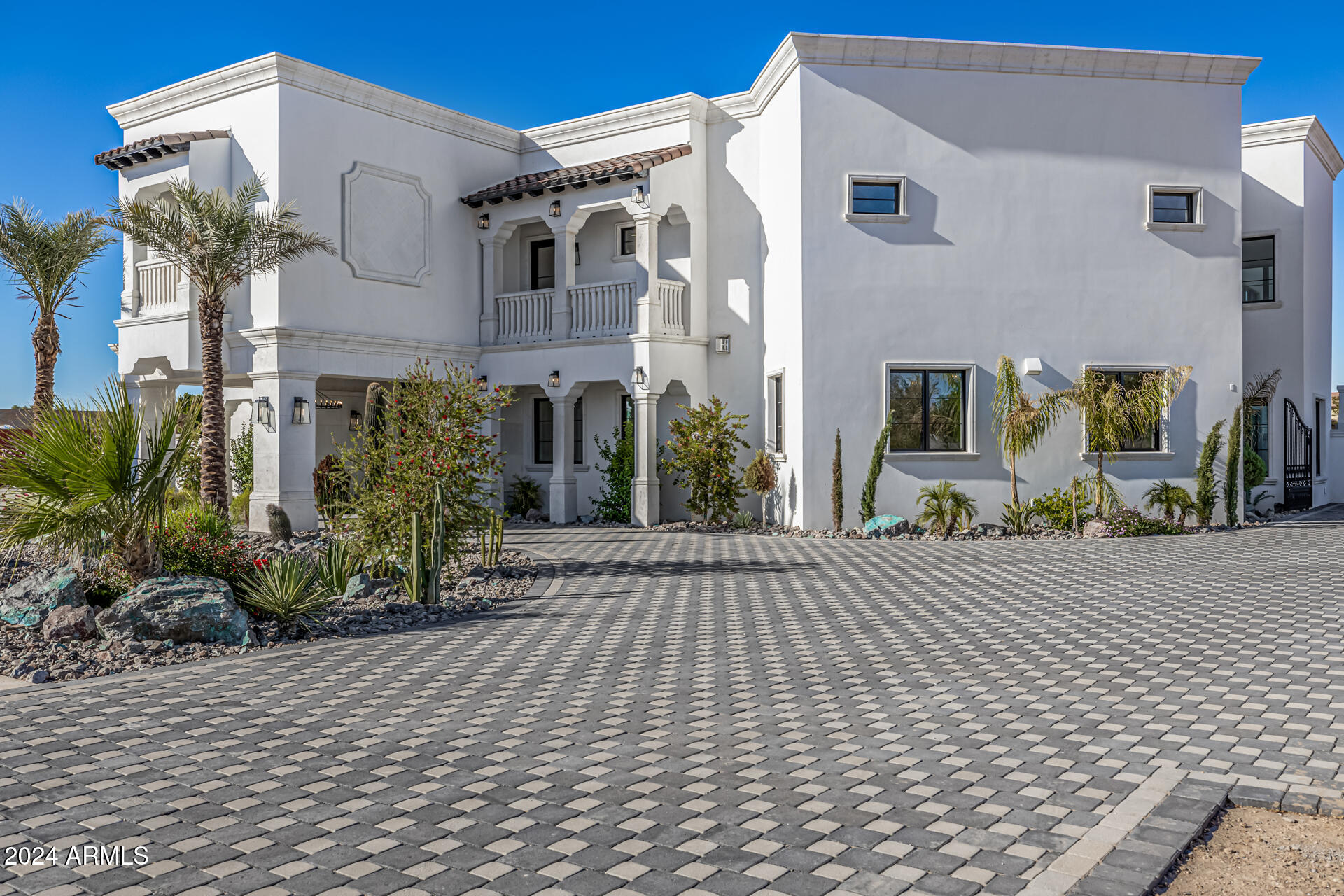 AVALON ESTATES REPLAT - Residential
