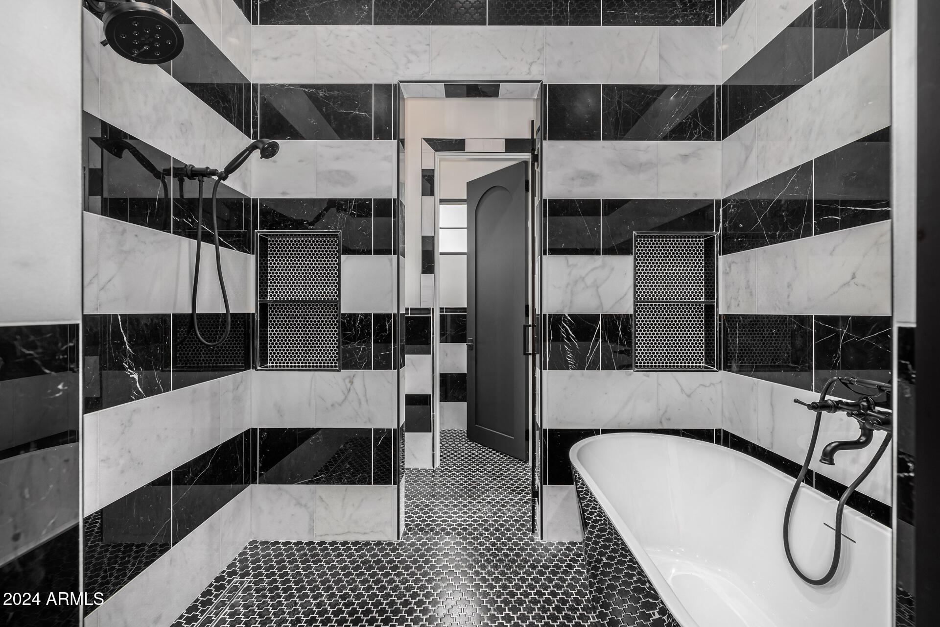 AVALON ESTATES REPLAT - Residential