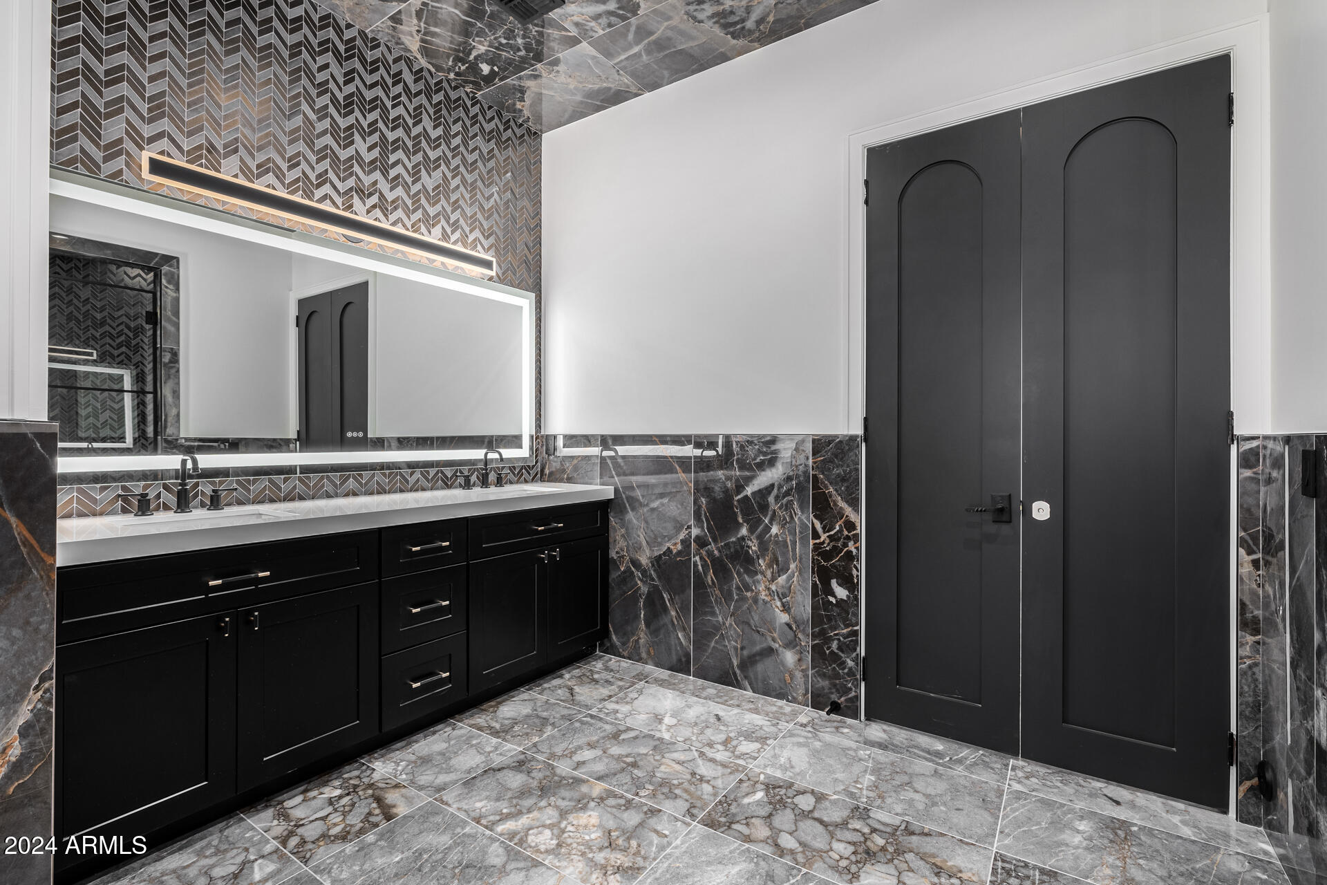 AVALON ESTATES REPLAT - Residential