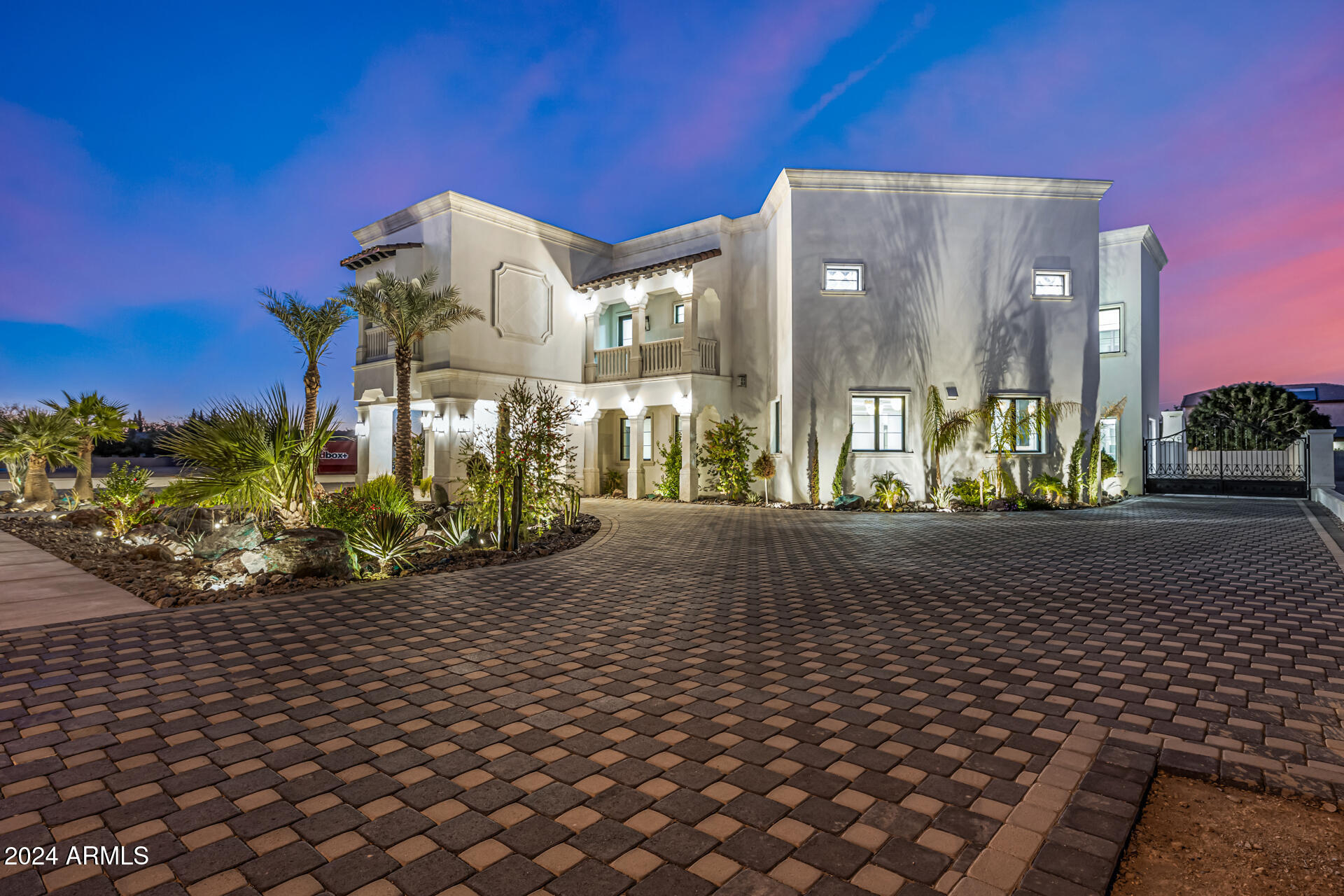 AVALON ESTATES REPLAT - Residential