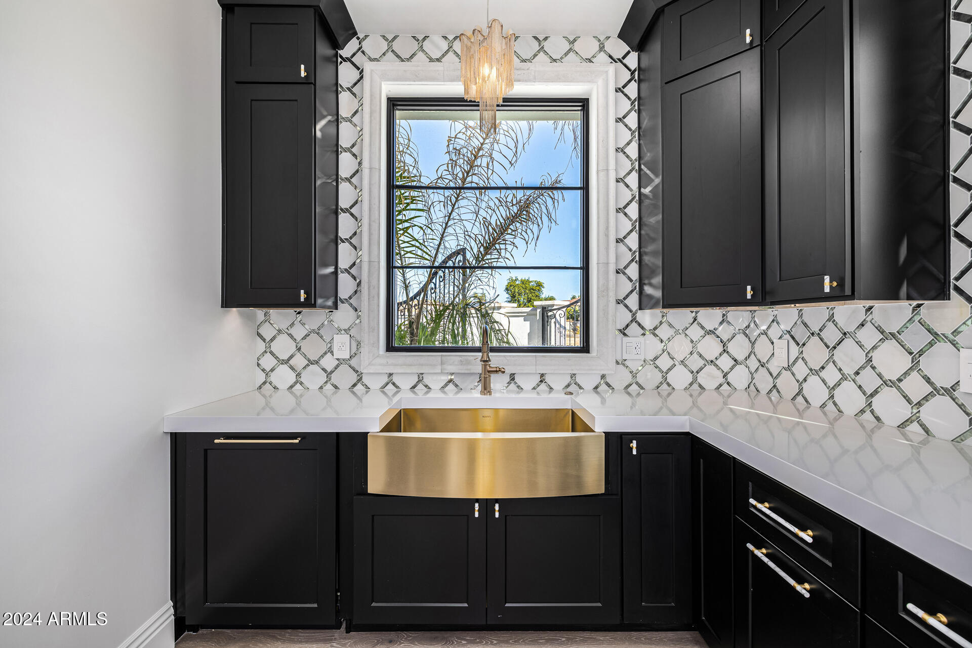 AVALON ESTATES REPLAT - Residential