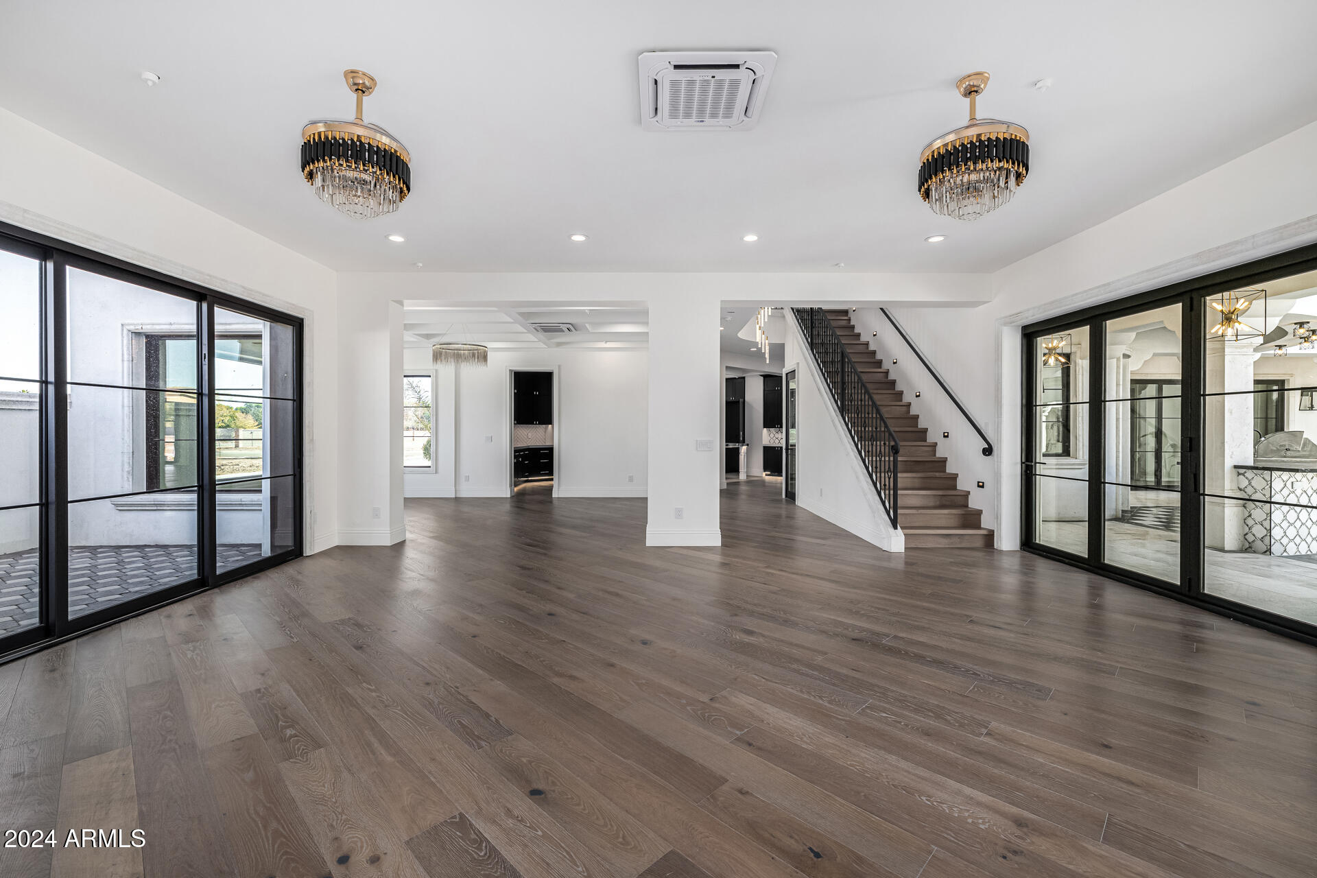 AVALON ESTATES REPLAT - Residential