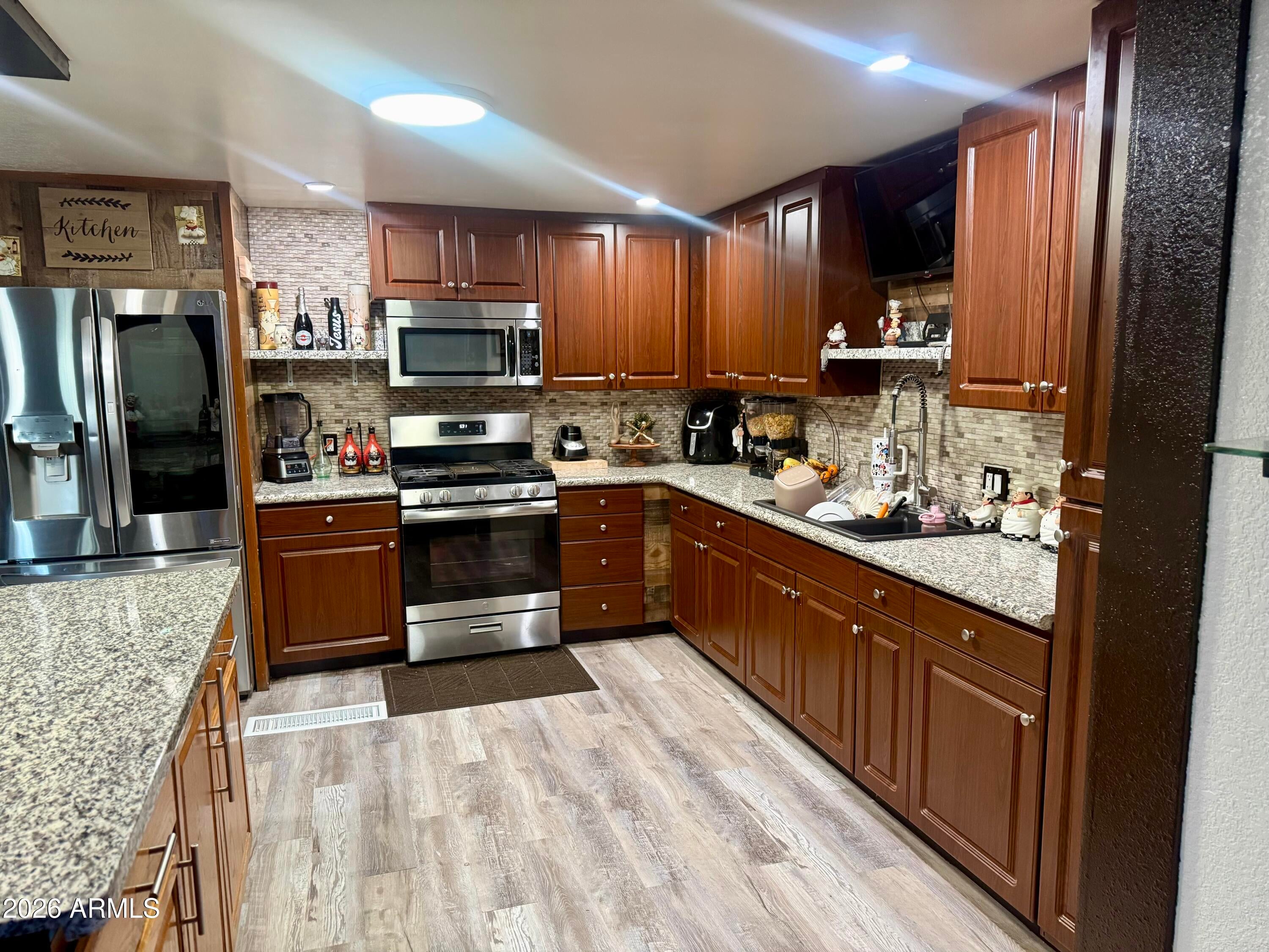 4950 W Bethany Home Road 46