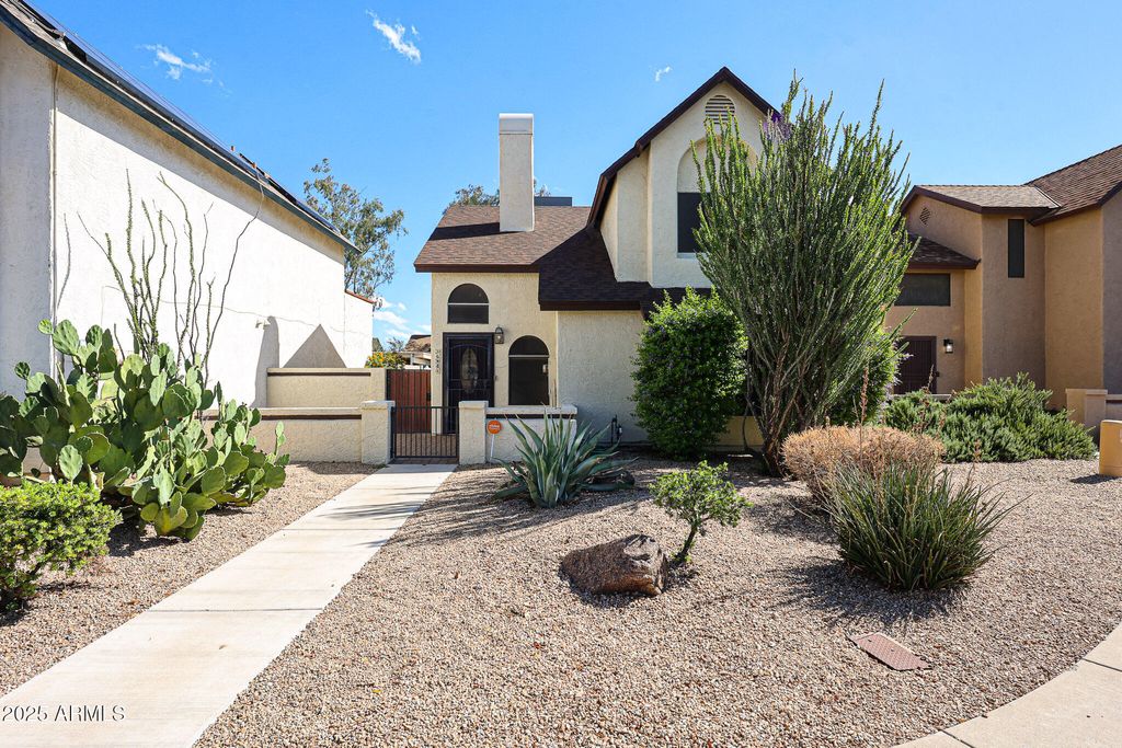 Photo of 16481 N 67th Lane, Peoria, AZ 85382 (MLS # 6934346)