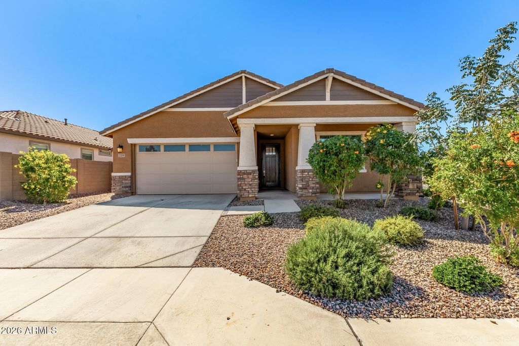 Photo of 2209 E Meadowview Court, Gilbert, AZ 85298 (MLS # 6998201)