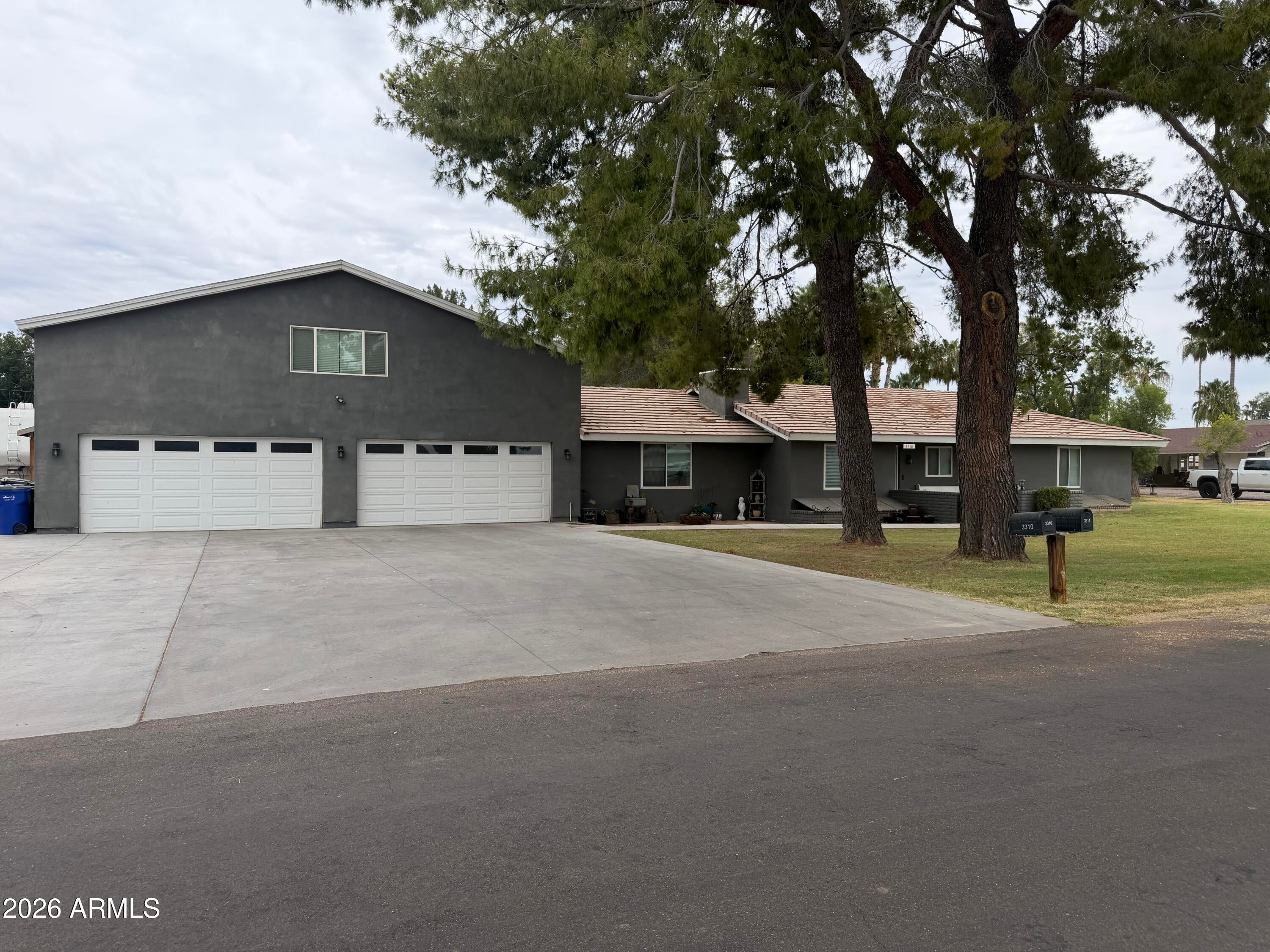 3310 E CAMPBELL Road