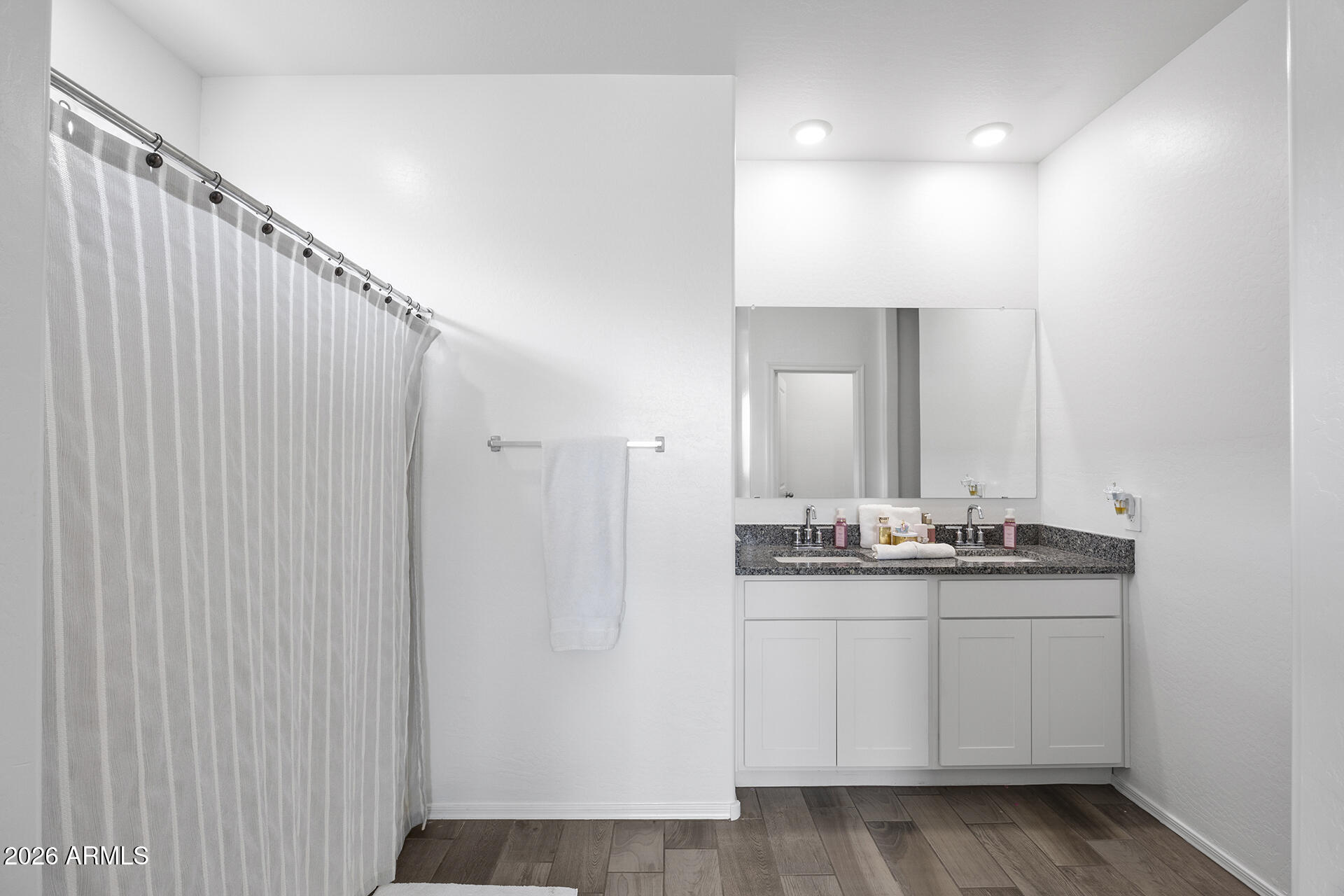 CARLTON COMMONS PHASE 1 - Residential