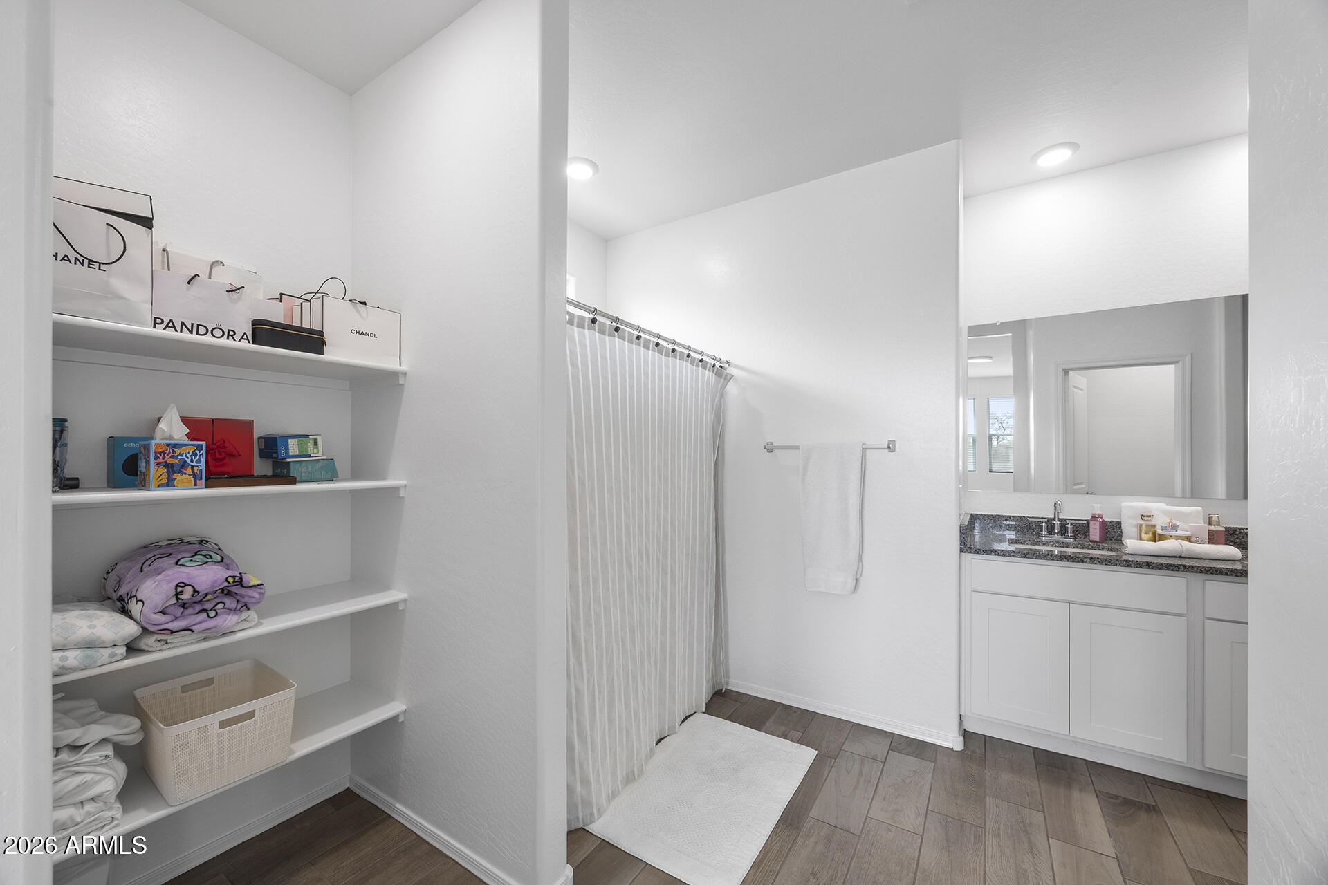 CARLTON COMMONS PHASE 1 - Residential