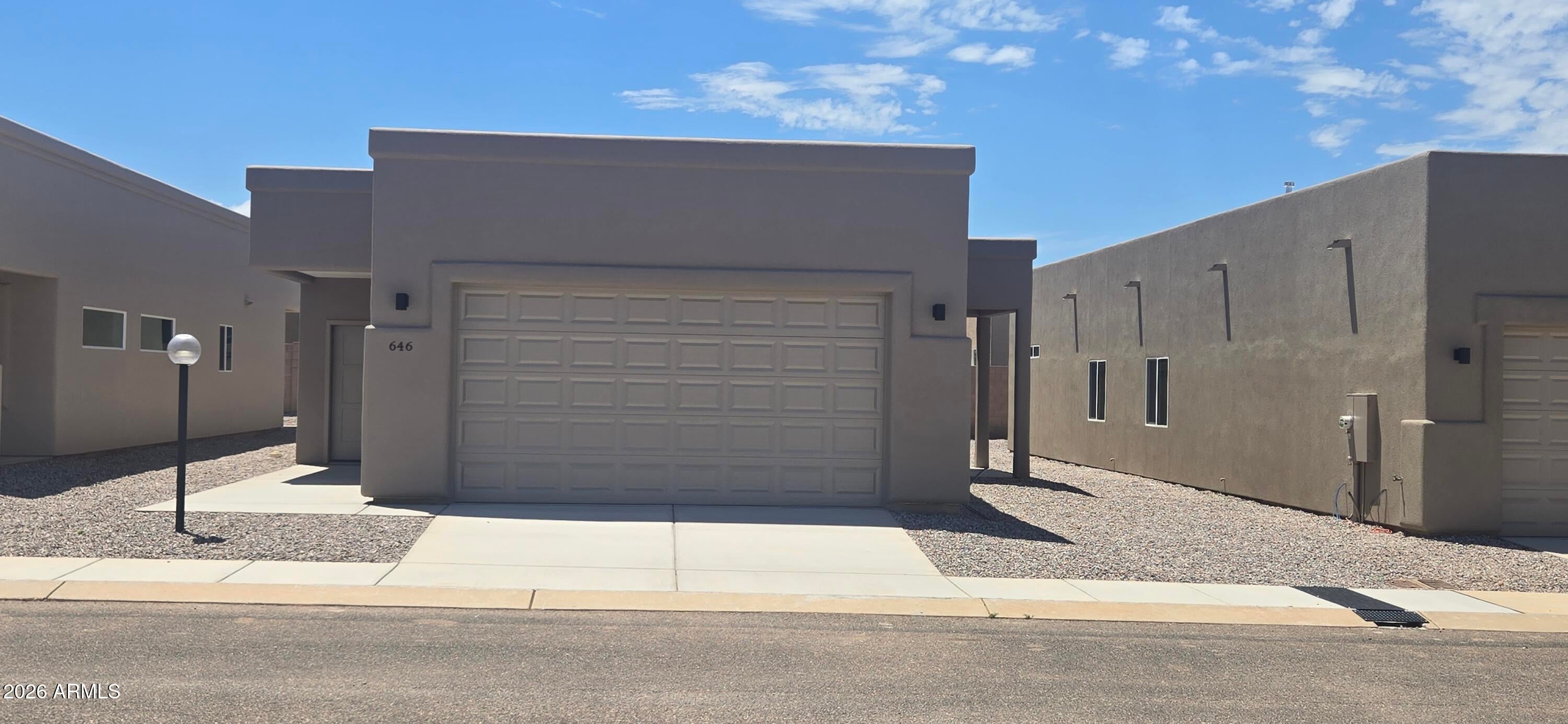 646 S Sky Ranch Road