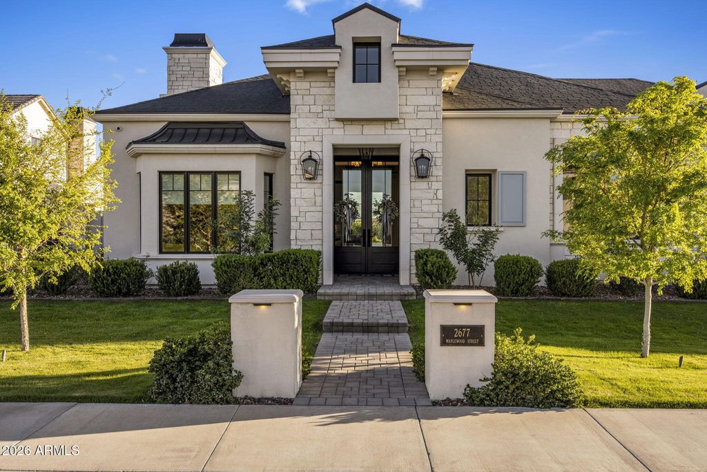 Photo of 2677 E Maplewood Street, Gilbert, AZ 85297 (MLS # 7000063)