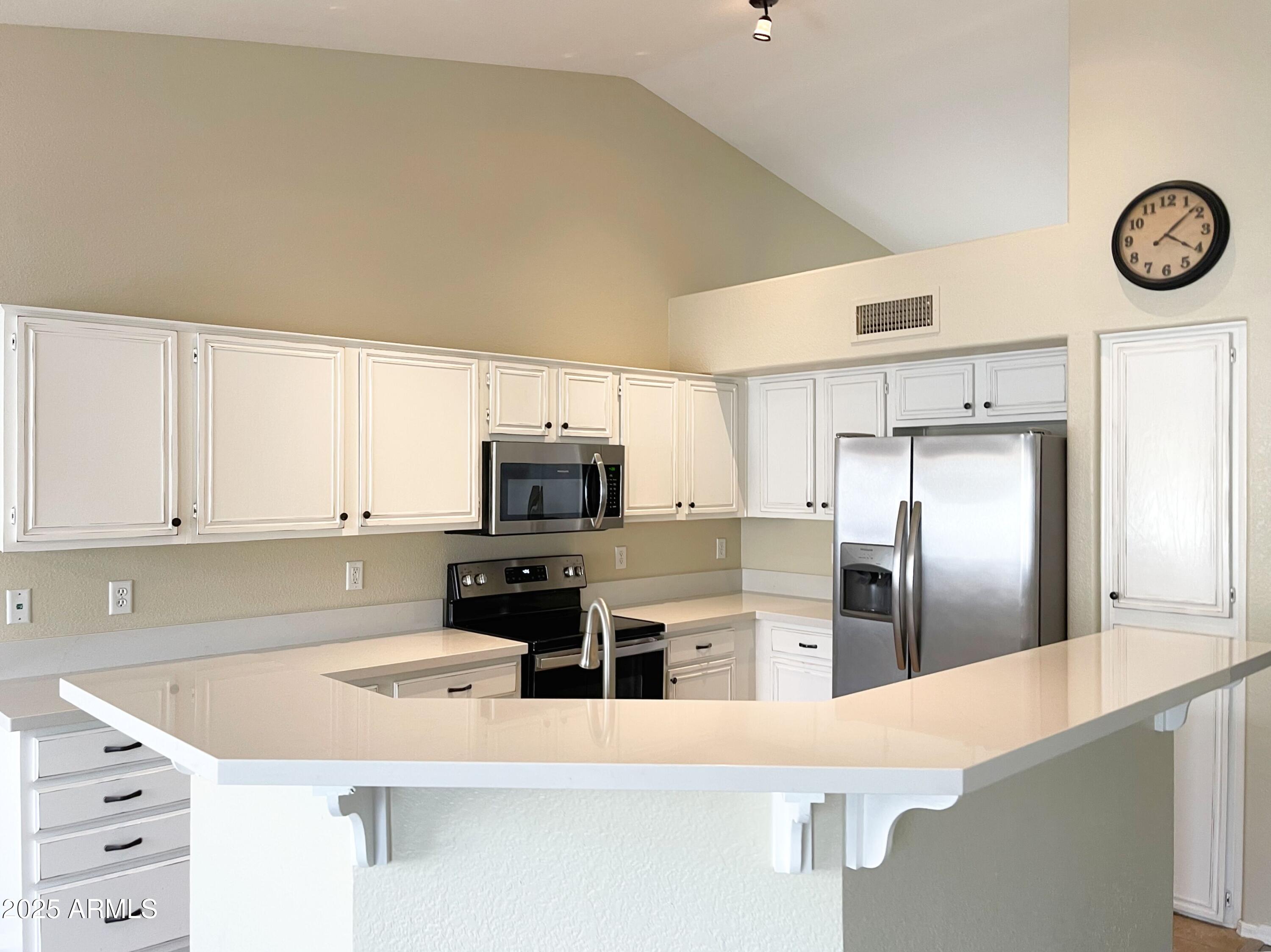 6926 W Via Del Sol Drive