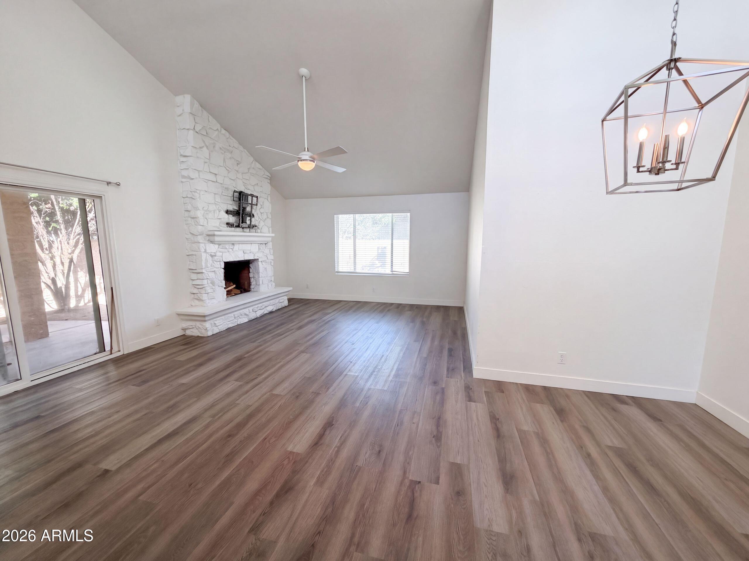 200 E BARBARITA Avenue