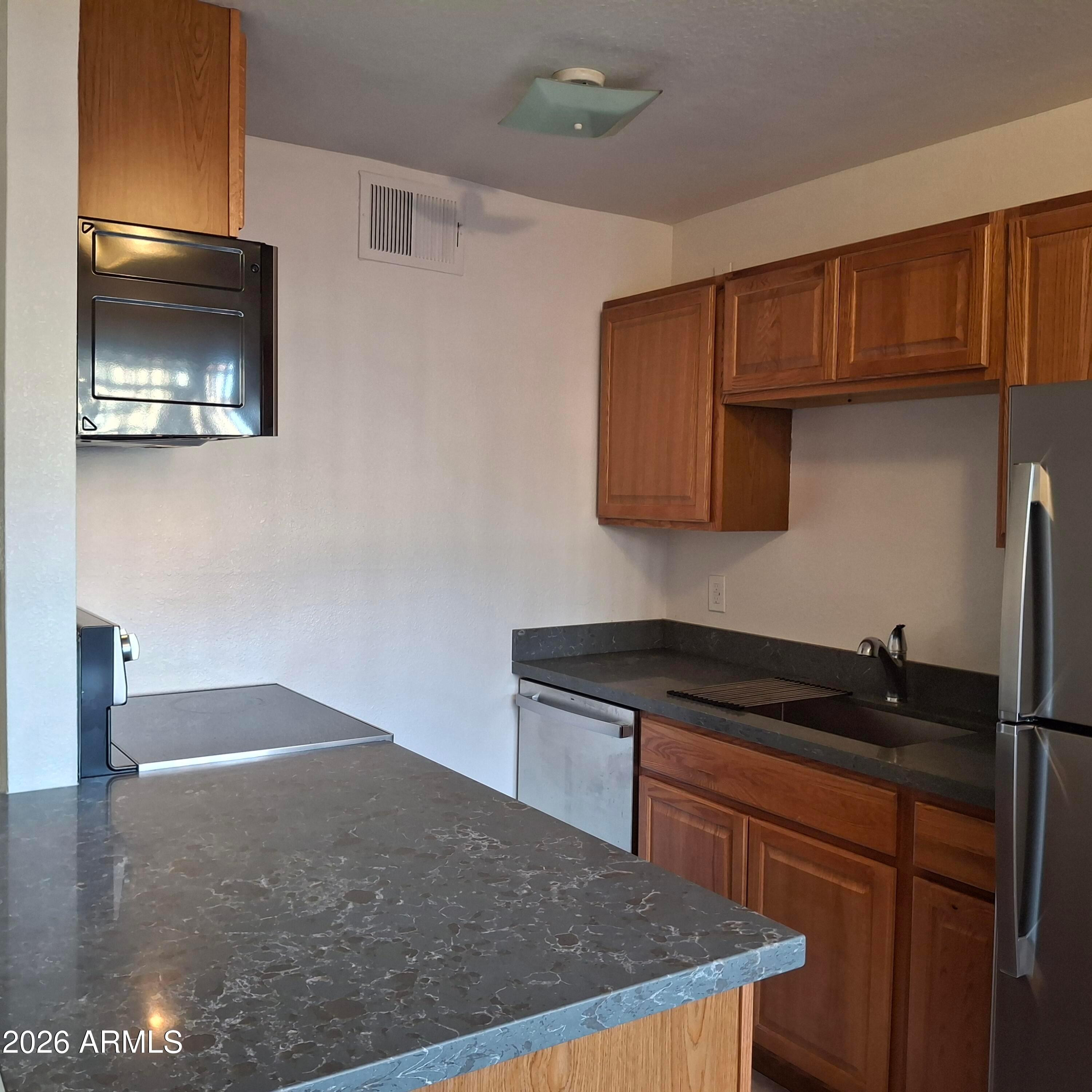 8844 N 2nd Street Apt B