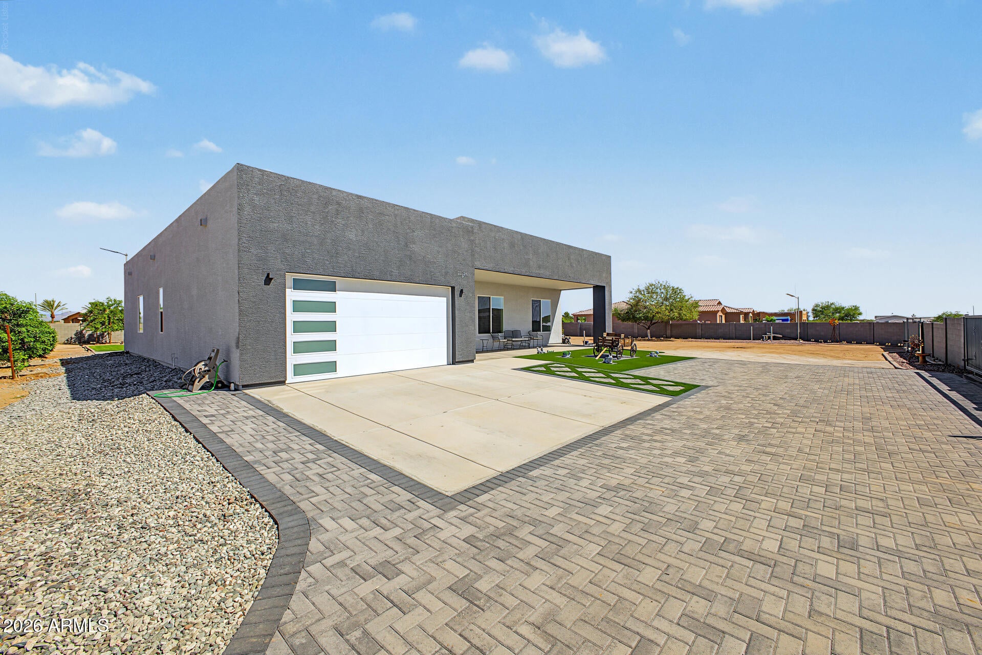 21426 W ROBERTA Drive