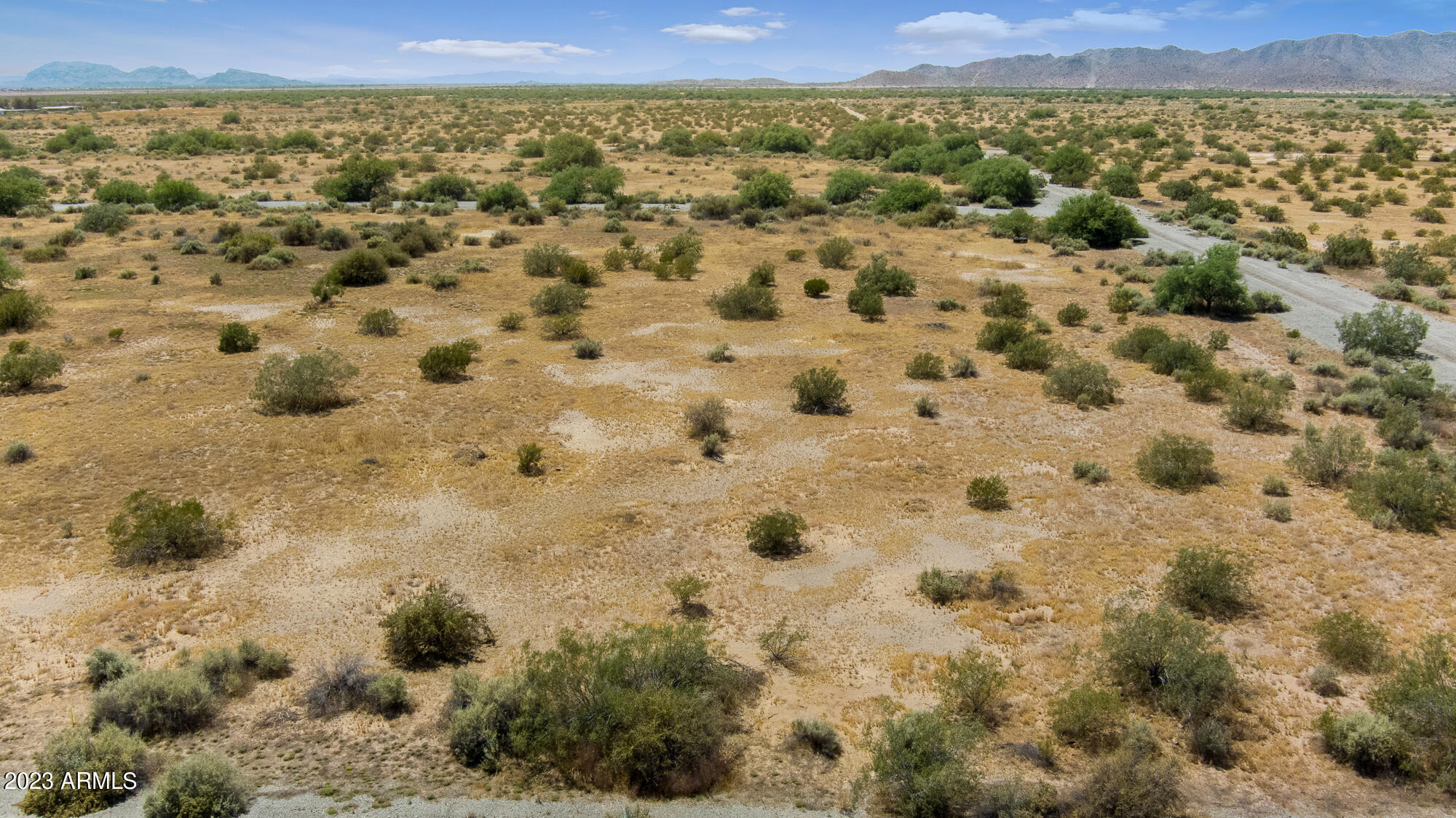 5825 W Tonto Road ' - '