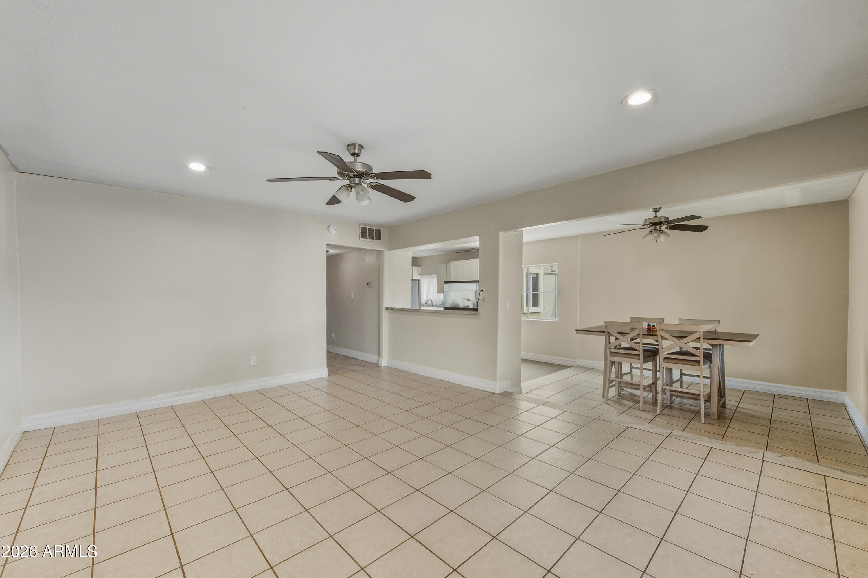 2726 W TAYLOR Street