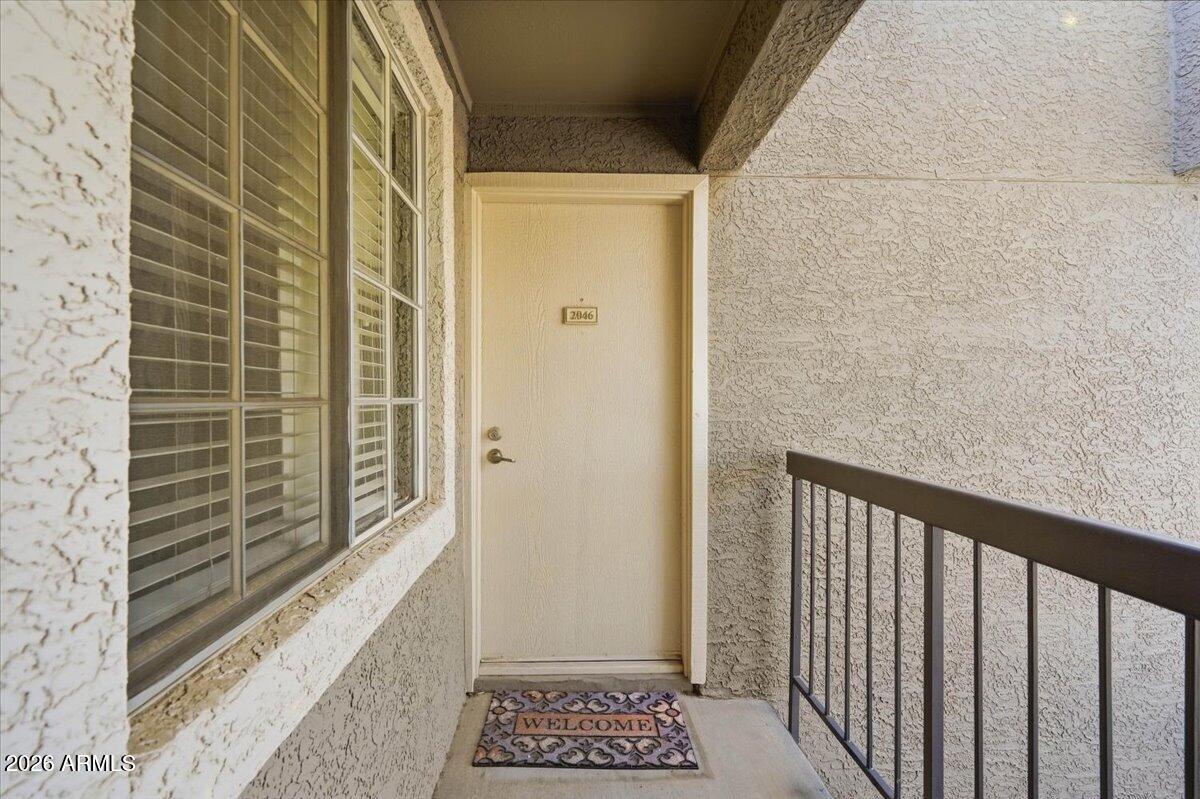 1720 E THUNDERBIRD Road 2046