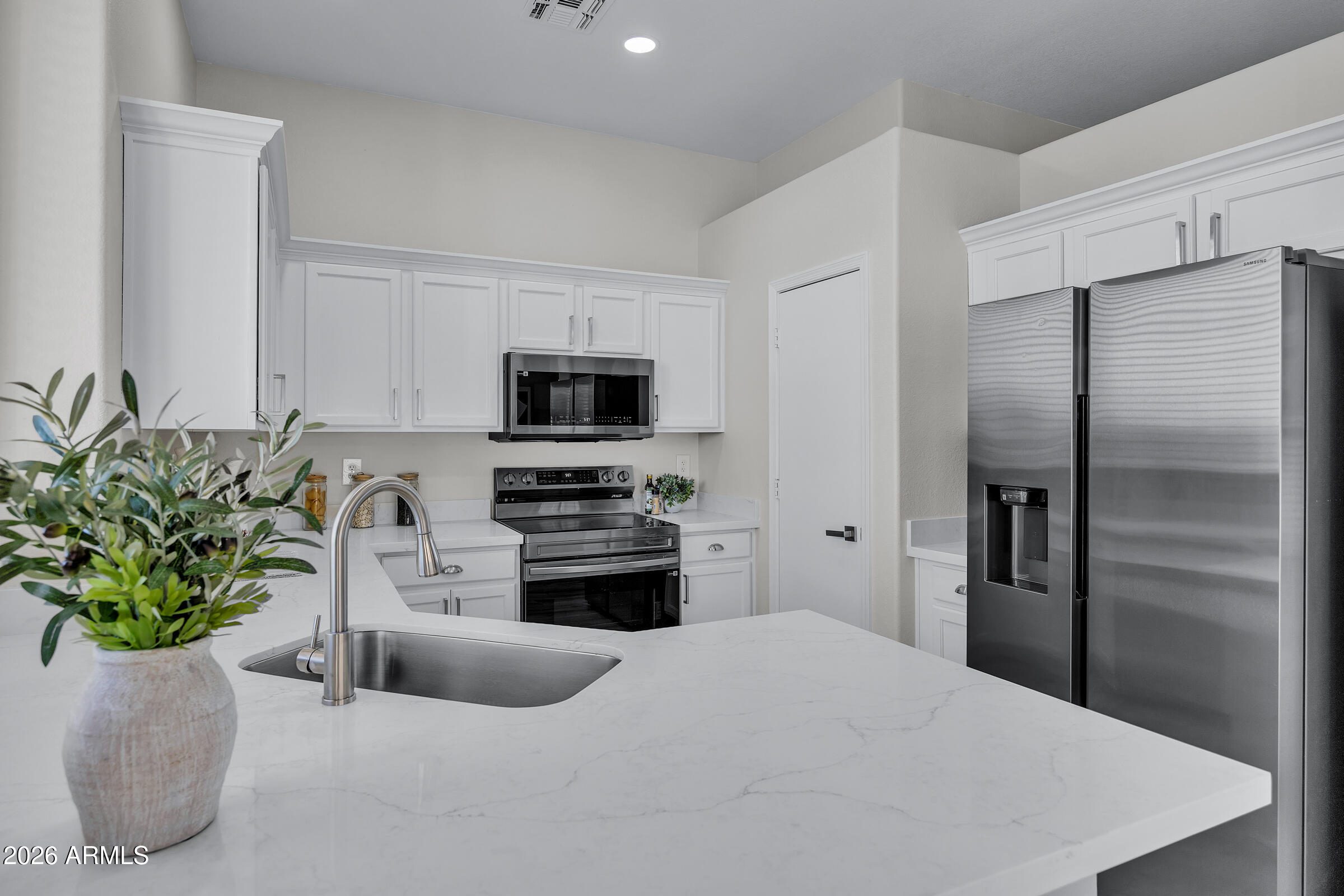 FOOTHILLS AT GOLD CANYON RANCH - Residential