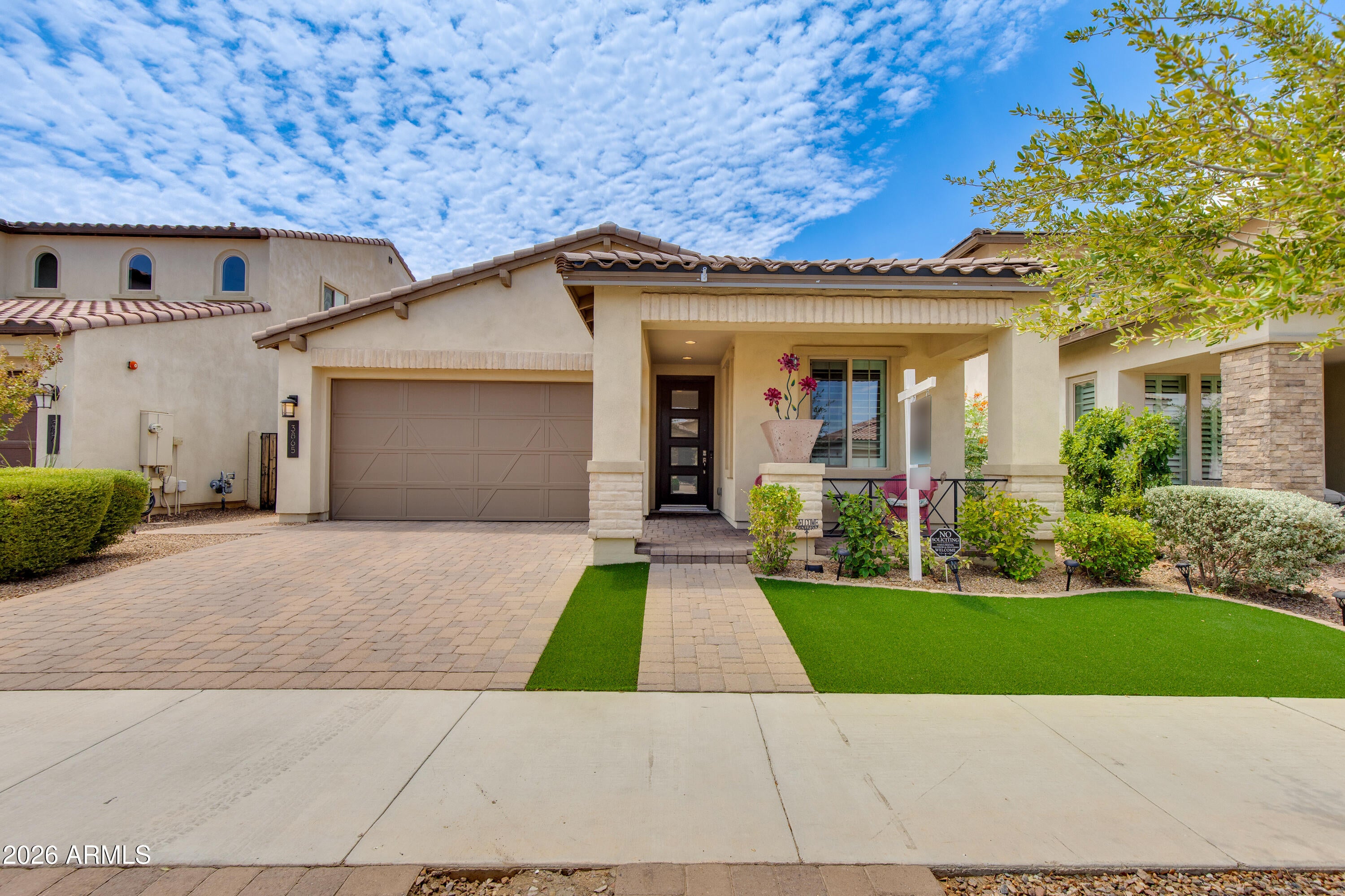 3865 E LOMA VISTA Street