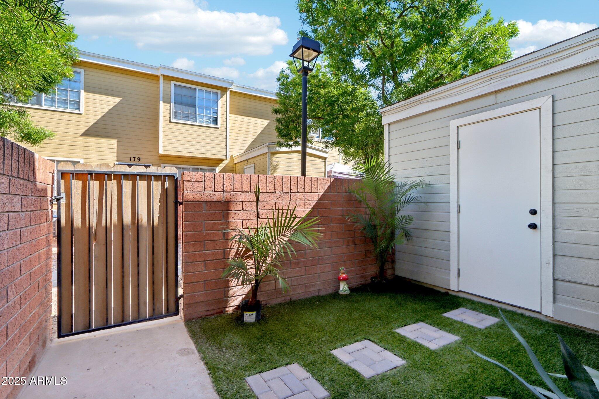 510 N ALMA SCHOOL Road 174