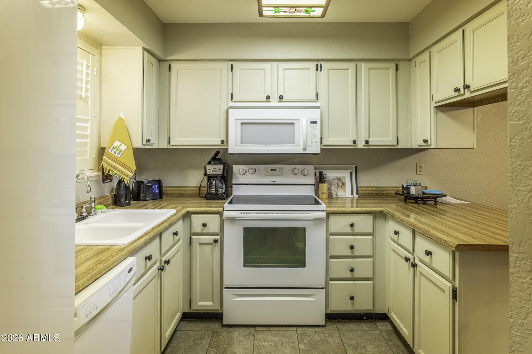 100 N VULTURE MINE Road 100