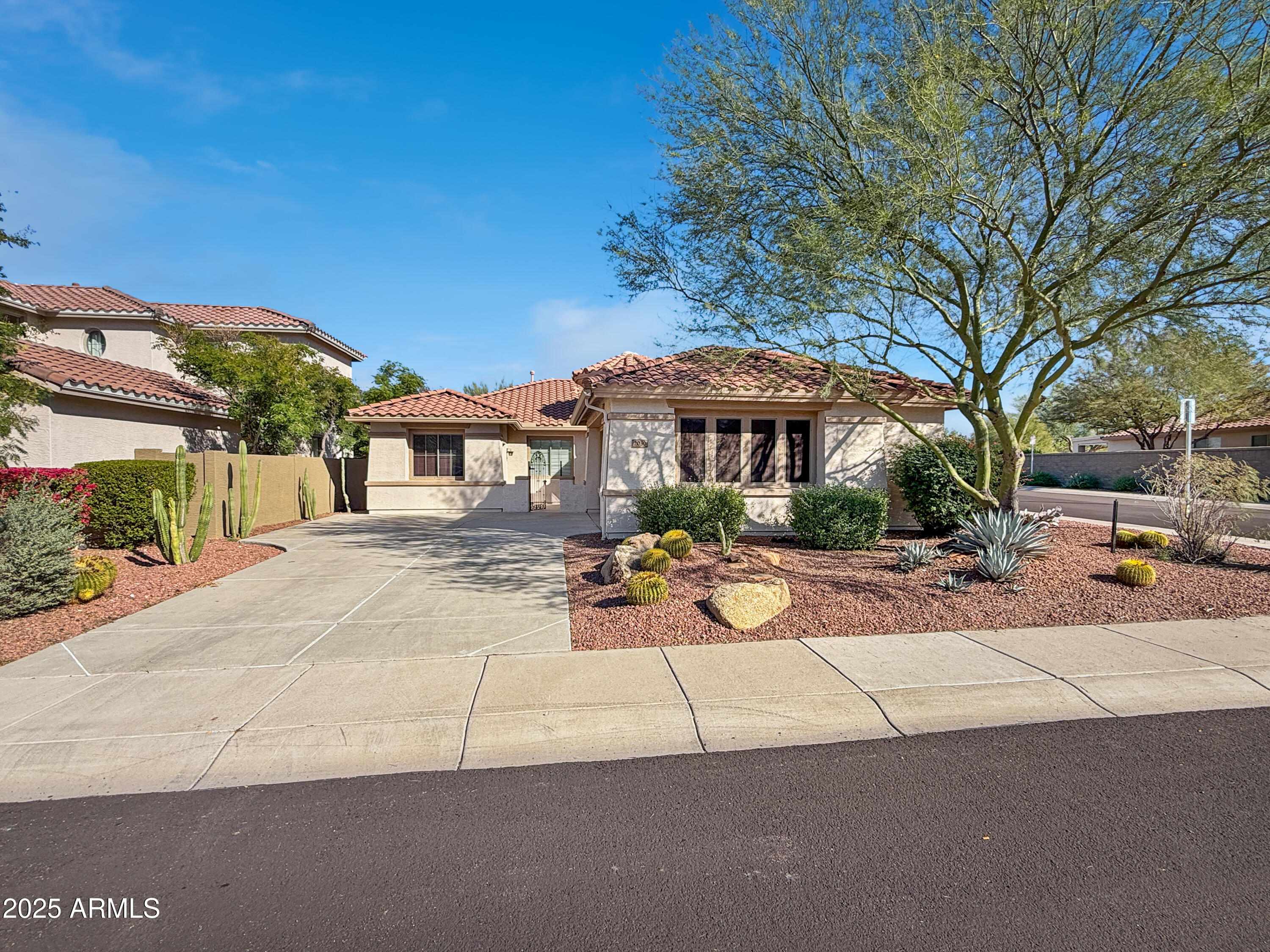 2030 W CLEARVIEW Trail