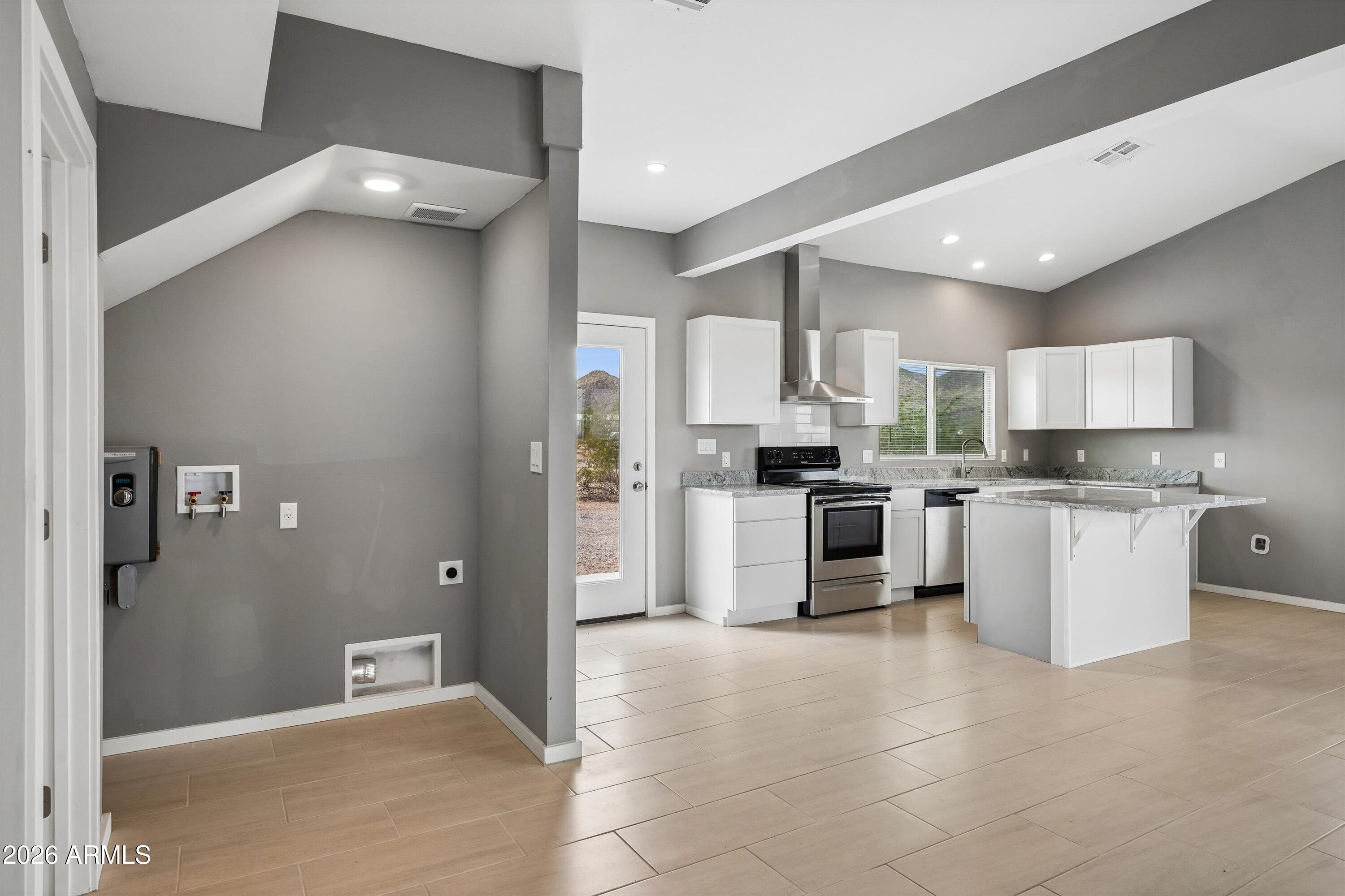 333 S PICKET Drive