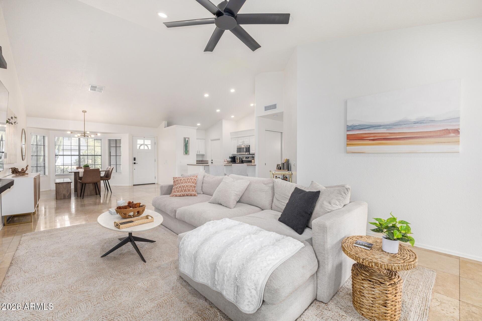 1514 E LE MARCHE Avenue